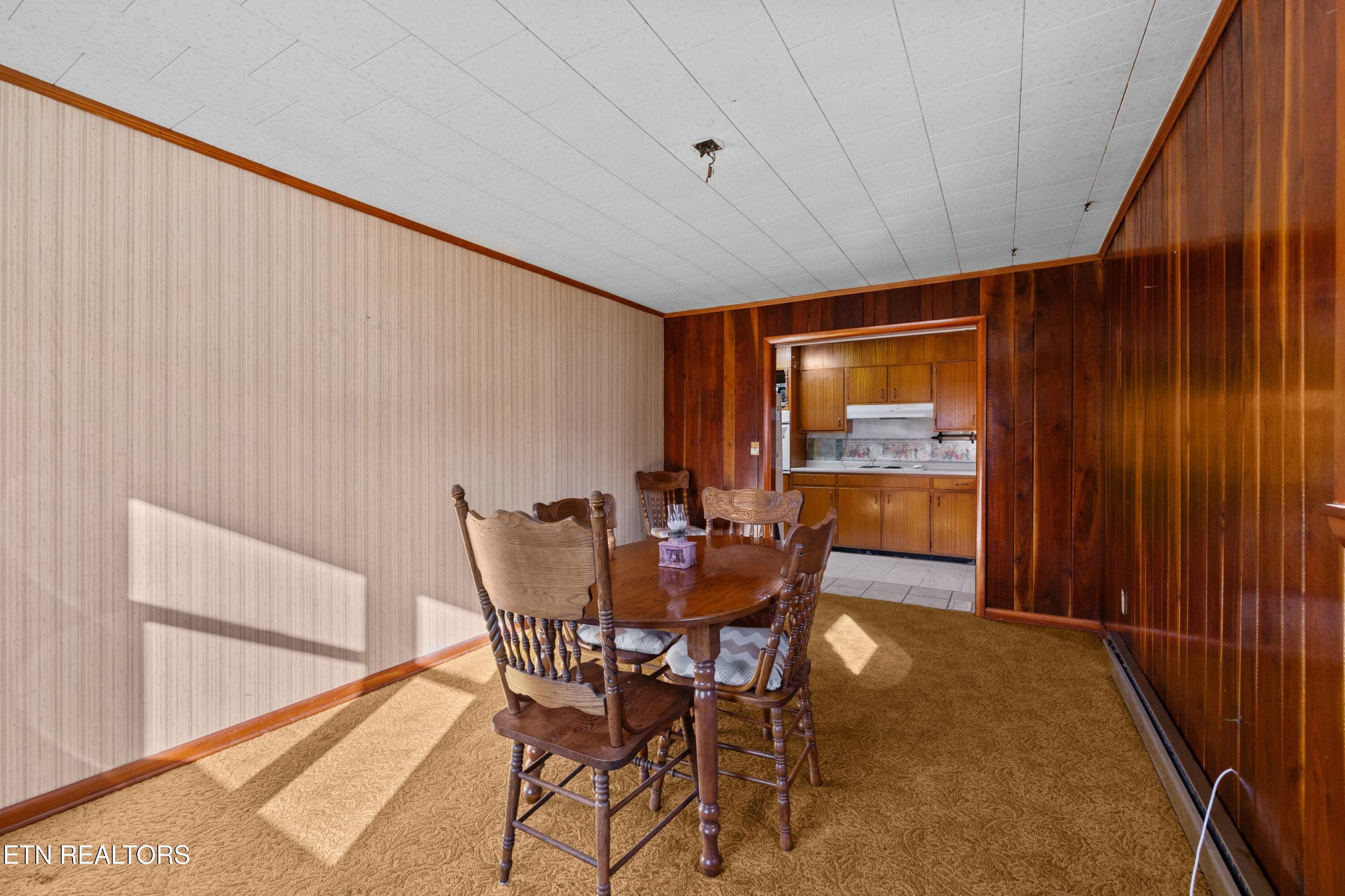 1435 Tn-33 Tazewell TN 37879