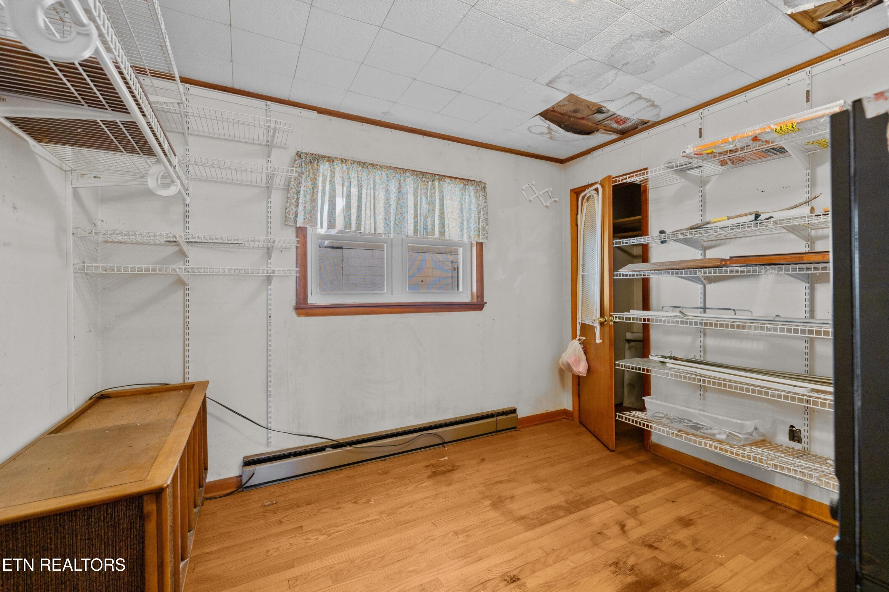 1435 Tn-33 Tazewell TN 37879