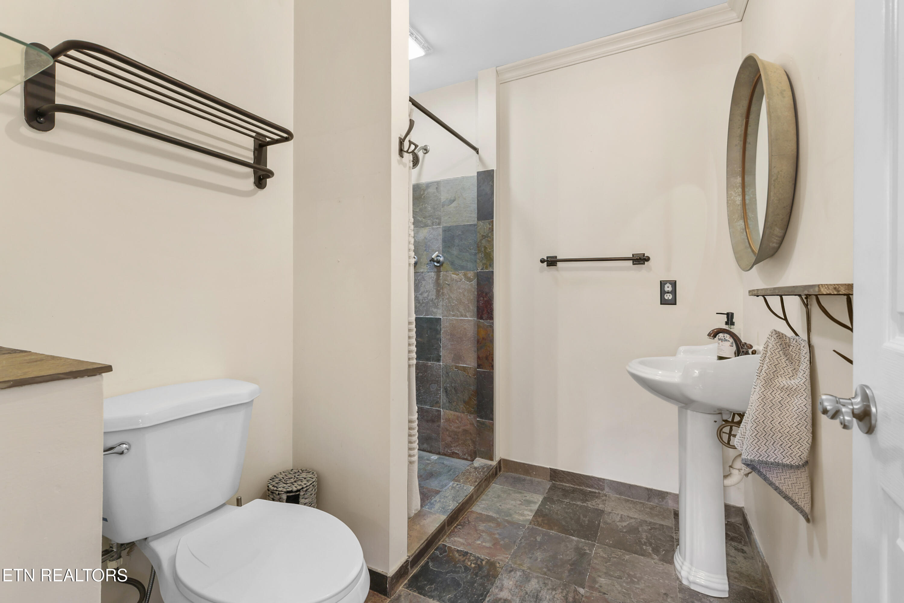 3458 Obes Way Sevierville TN 37862