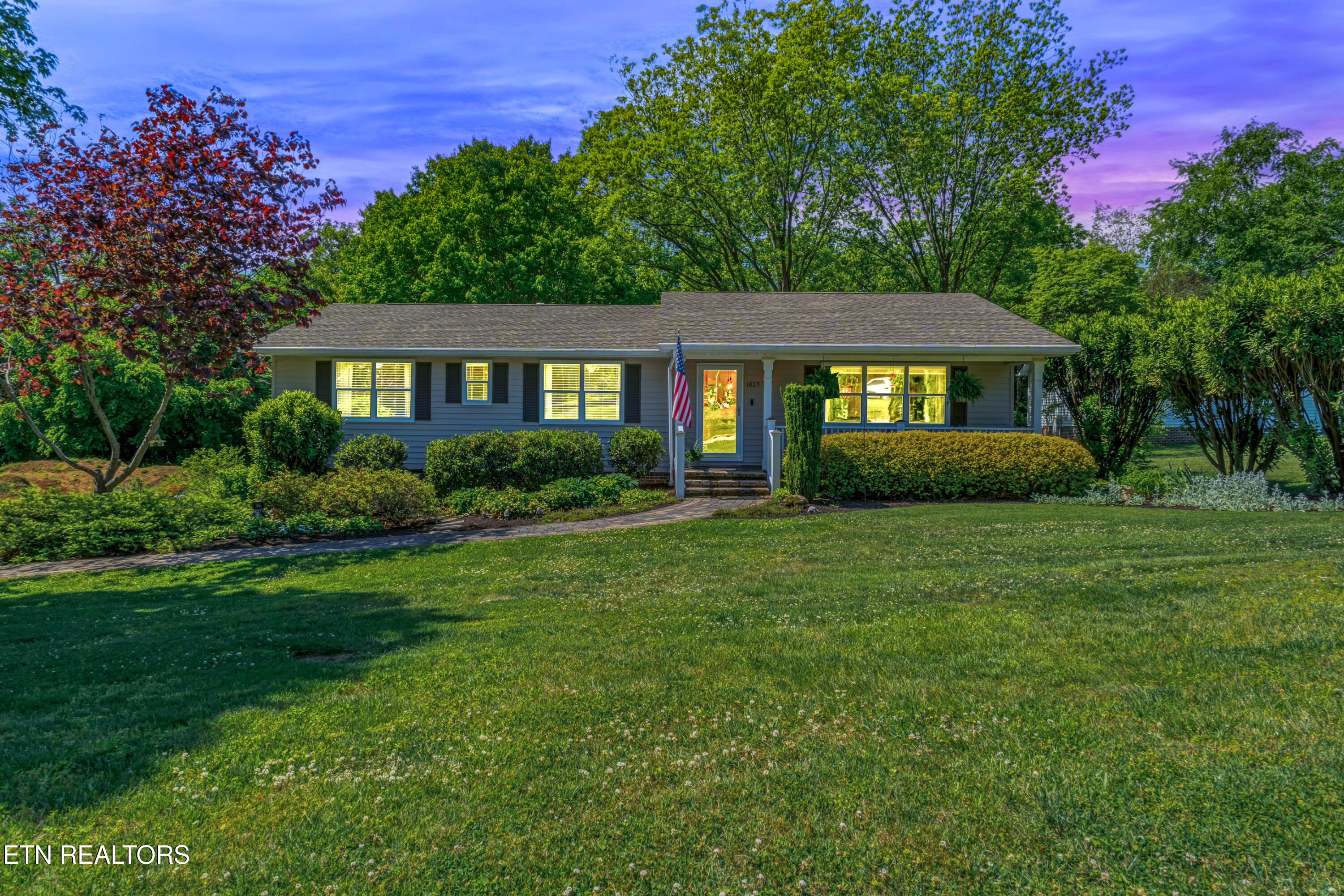 1829 Maggie Street Maryville TN 37803