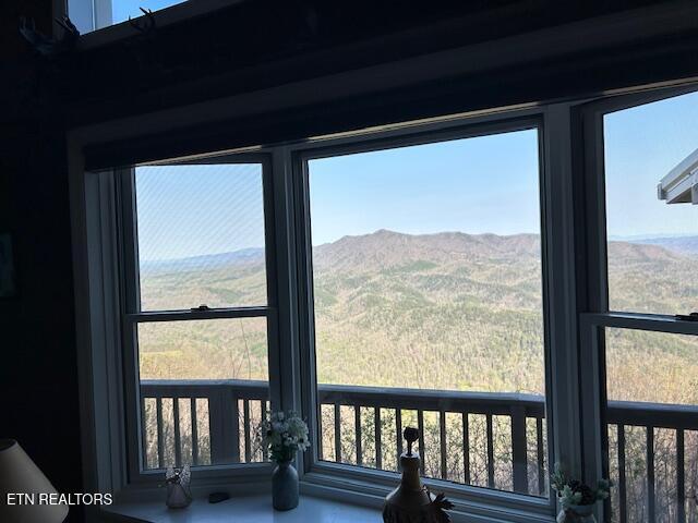 5987 Hopi Way Del Rio TN 37727