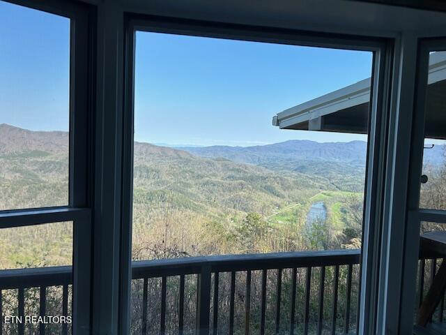 5987 Hopi Way Del Rio TN 37727