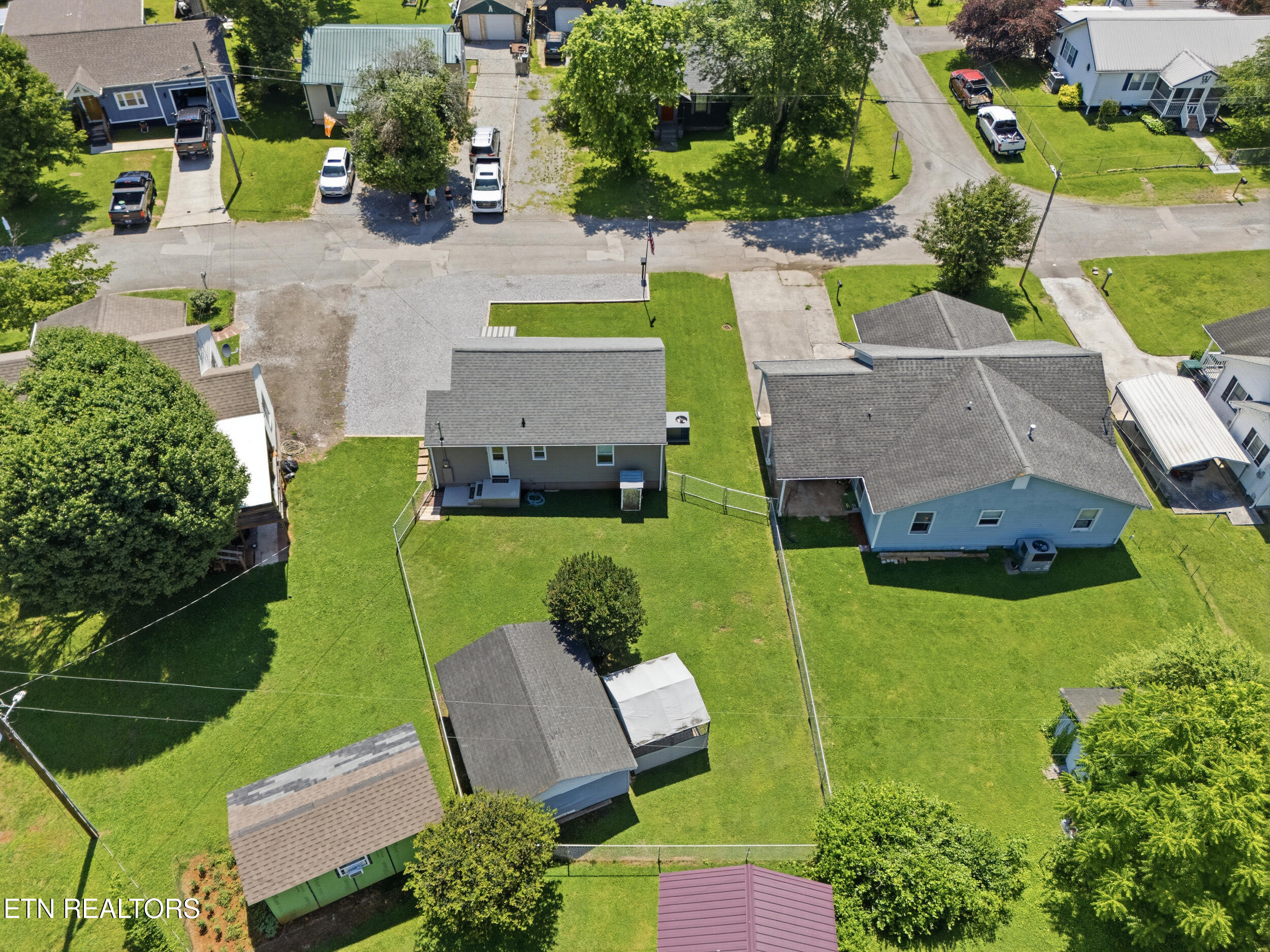 1128 Huffland Drive Loudon TN 37774