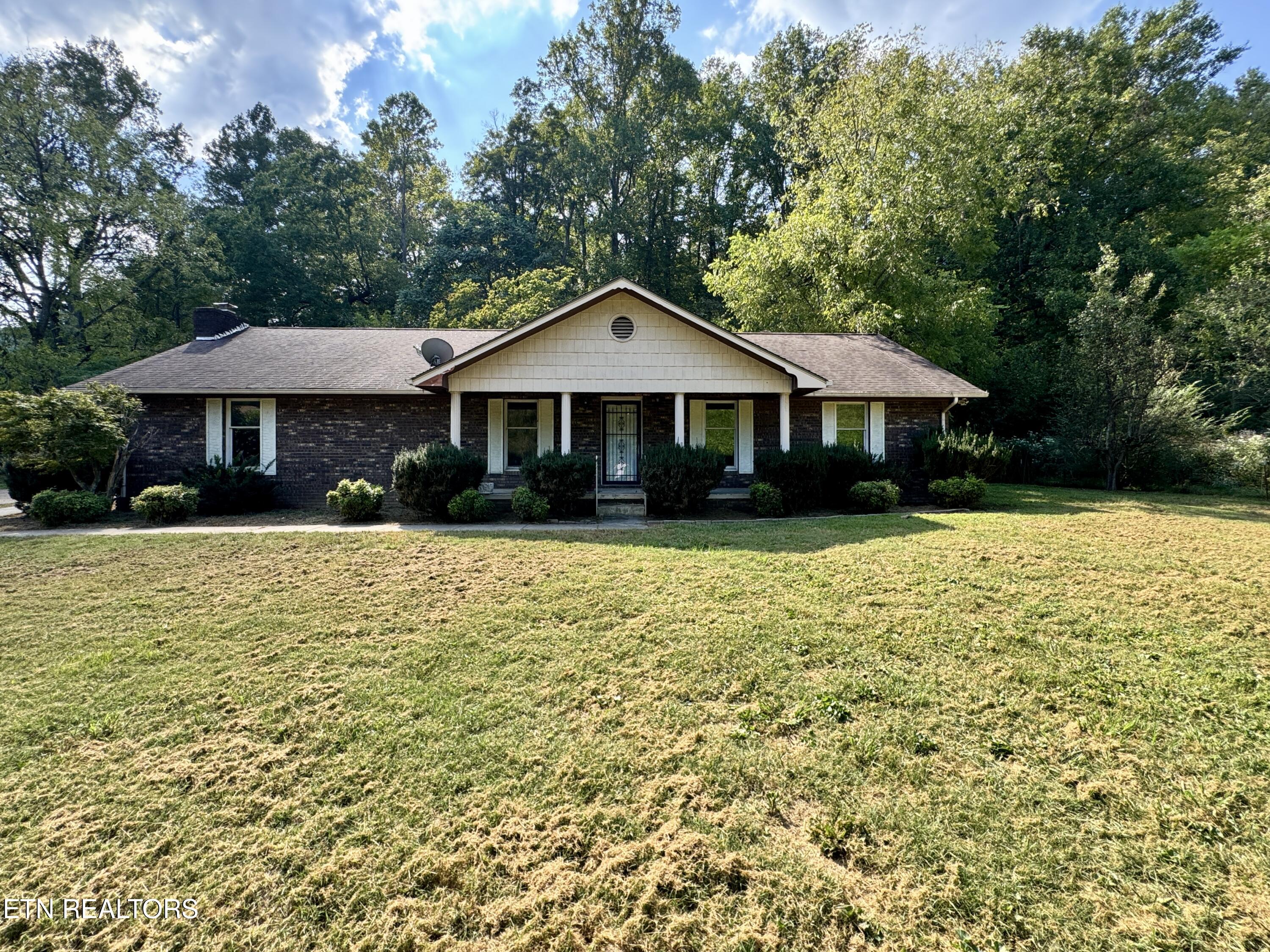 1588 Highway 116 Caryville TN 37714