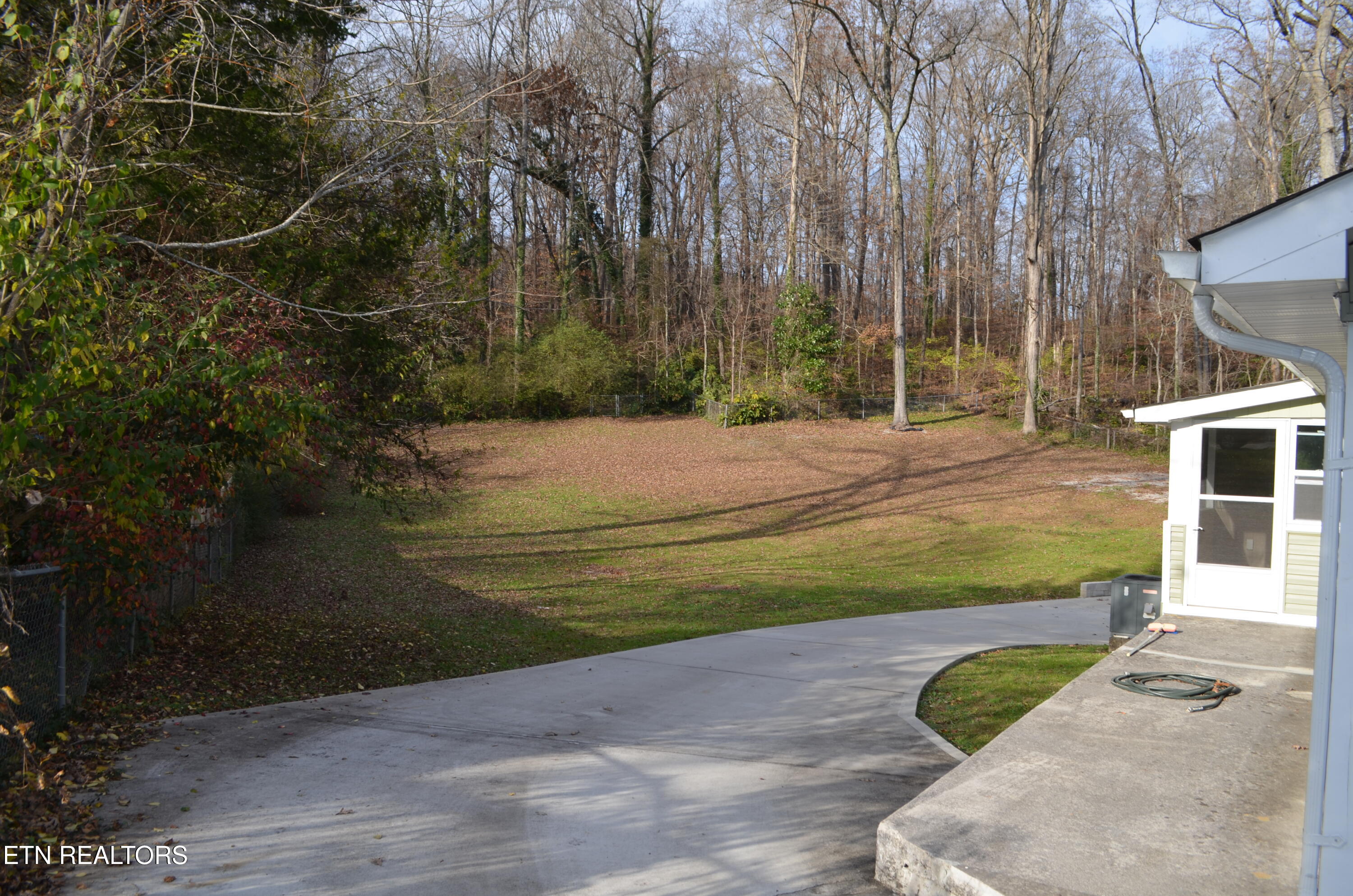 106 Cedar Lane Oak Ridge TN 37830