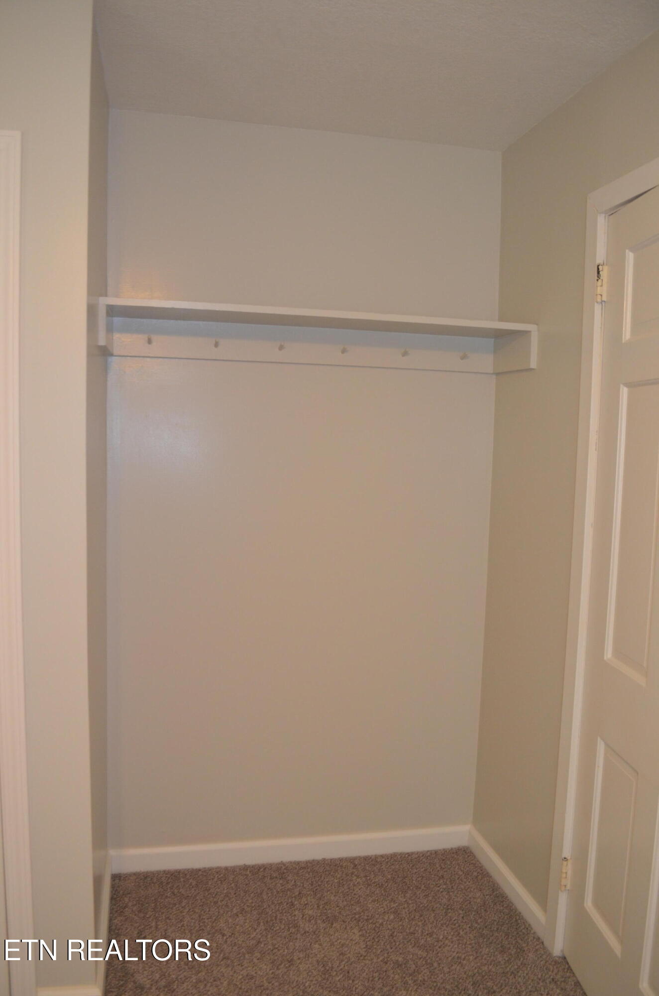 106 Cedar Lane Oak Ridge TN 37830