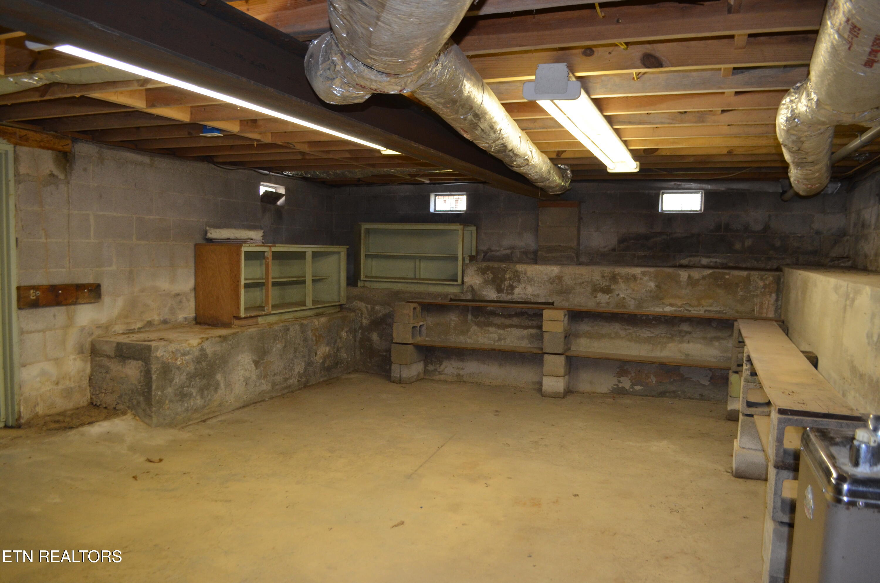 106 Cedar Lane Oak Ridge TN 37830
