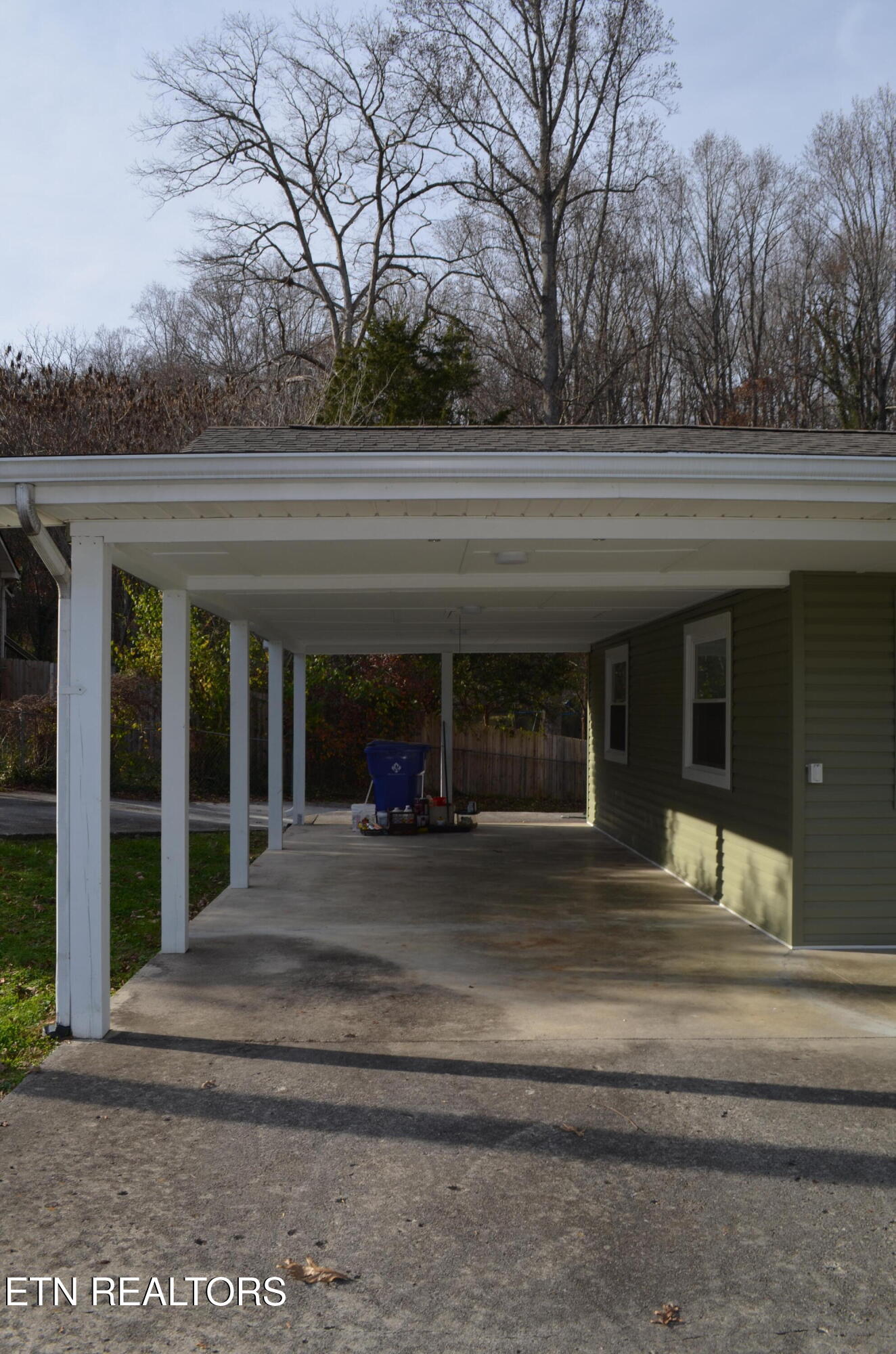 106 Cedar Lane Oak Ridge TN 37830