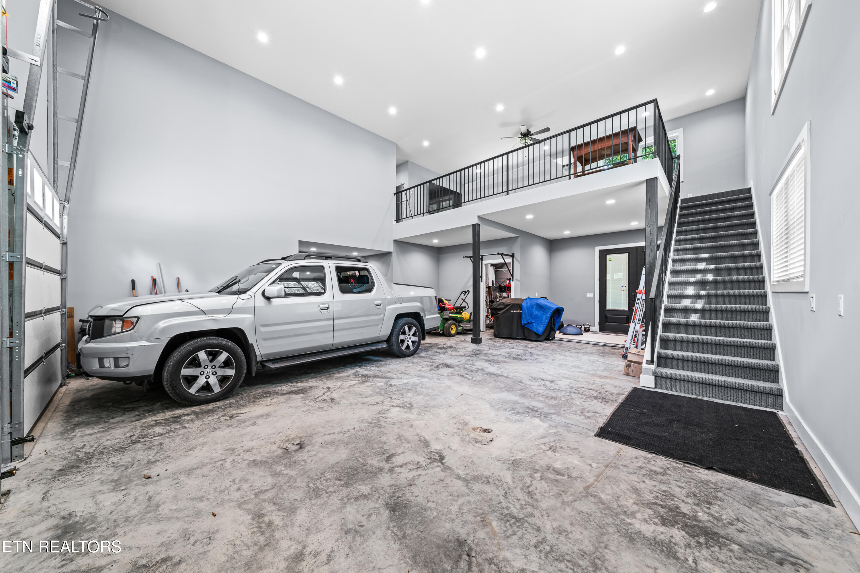 1532 E Overlook Road Monterey TN 38574