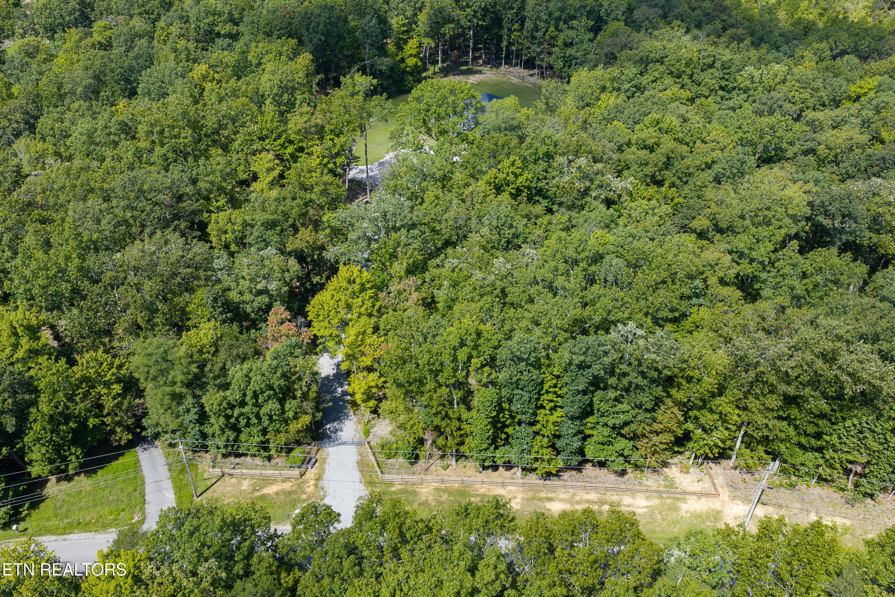 1532 E Overlook Road Monterey TN 38574