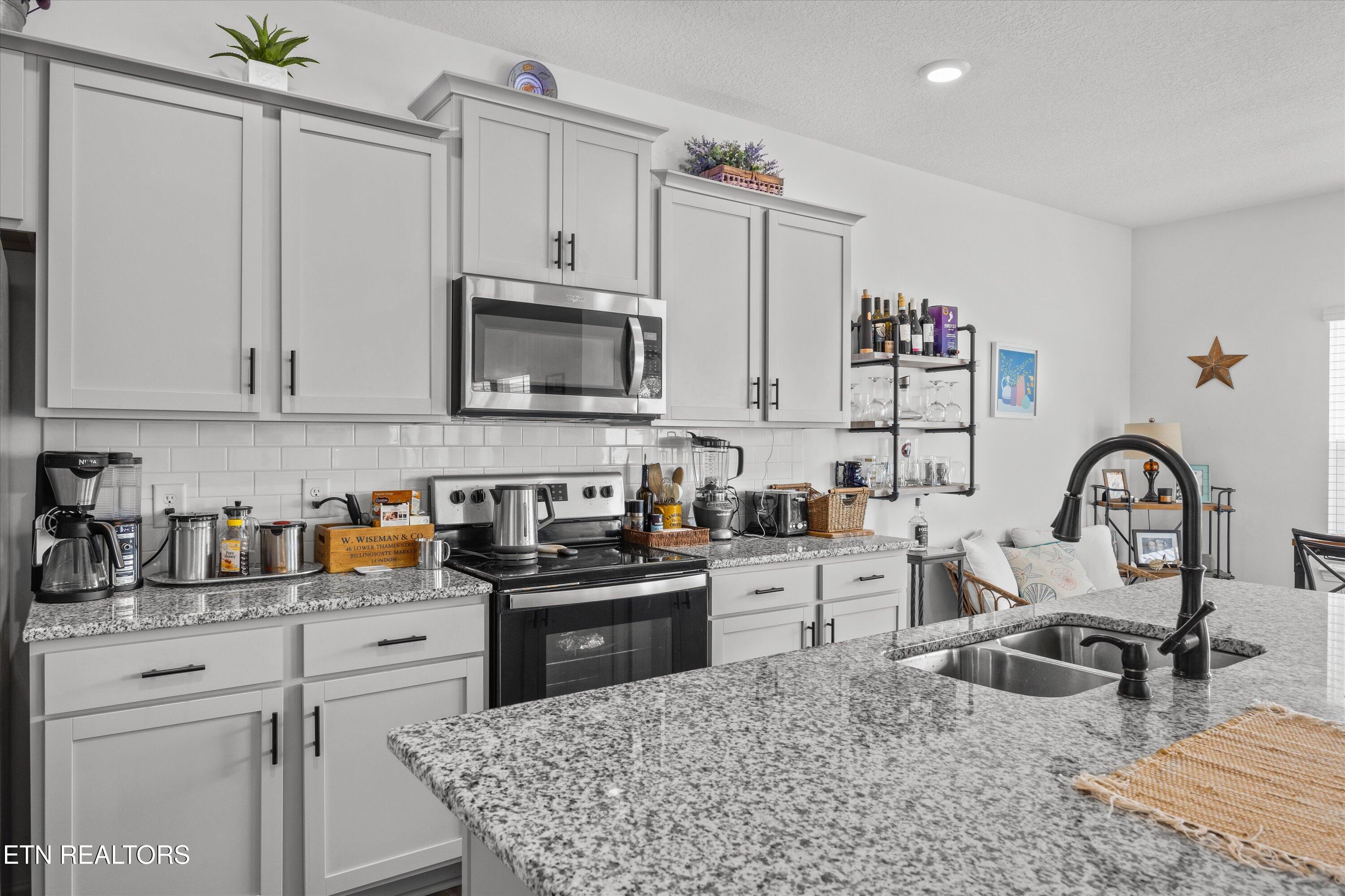 7 Chestnut Court Clinton TN 37716