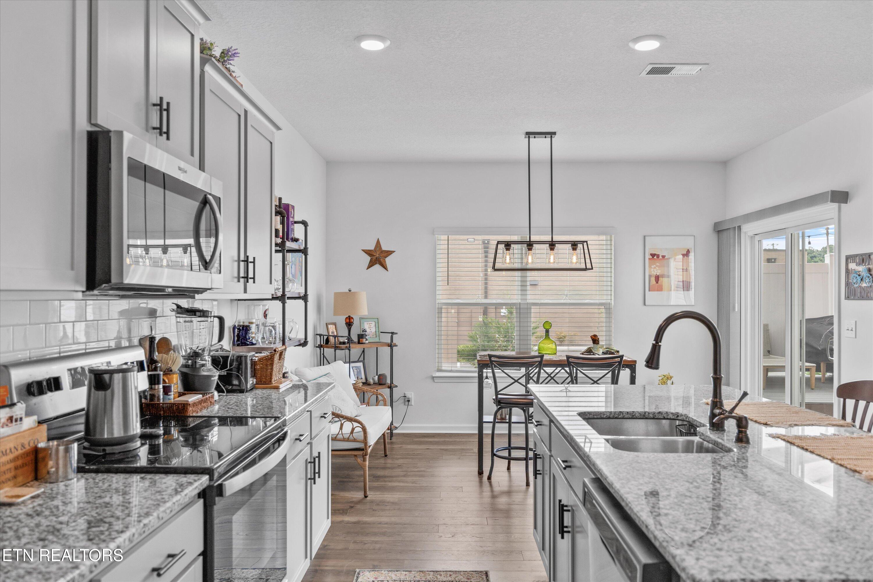 7 Chestnut Court Clinton TN 37716