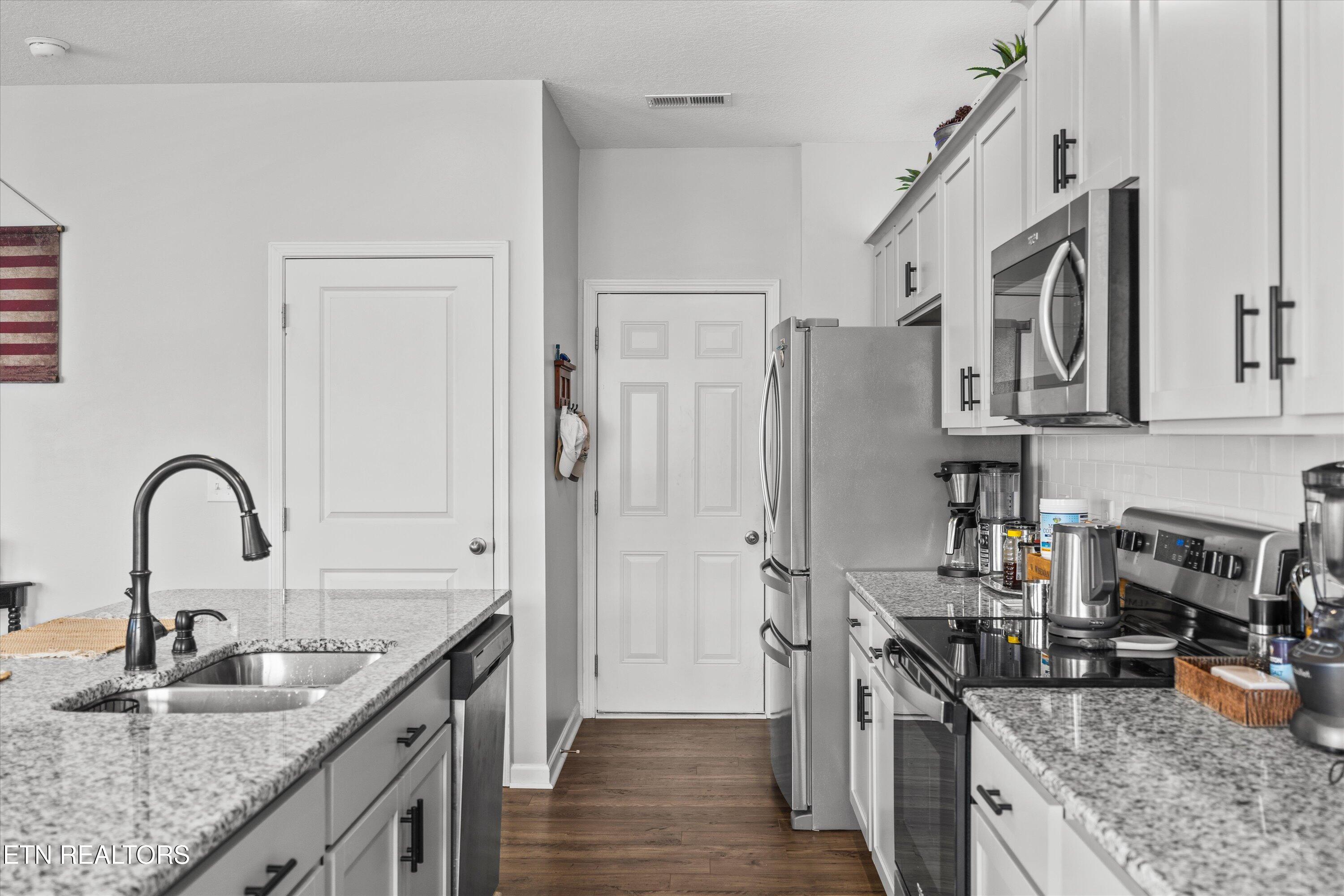 7 Chestnut Court Clinton TN 37716