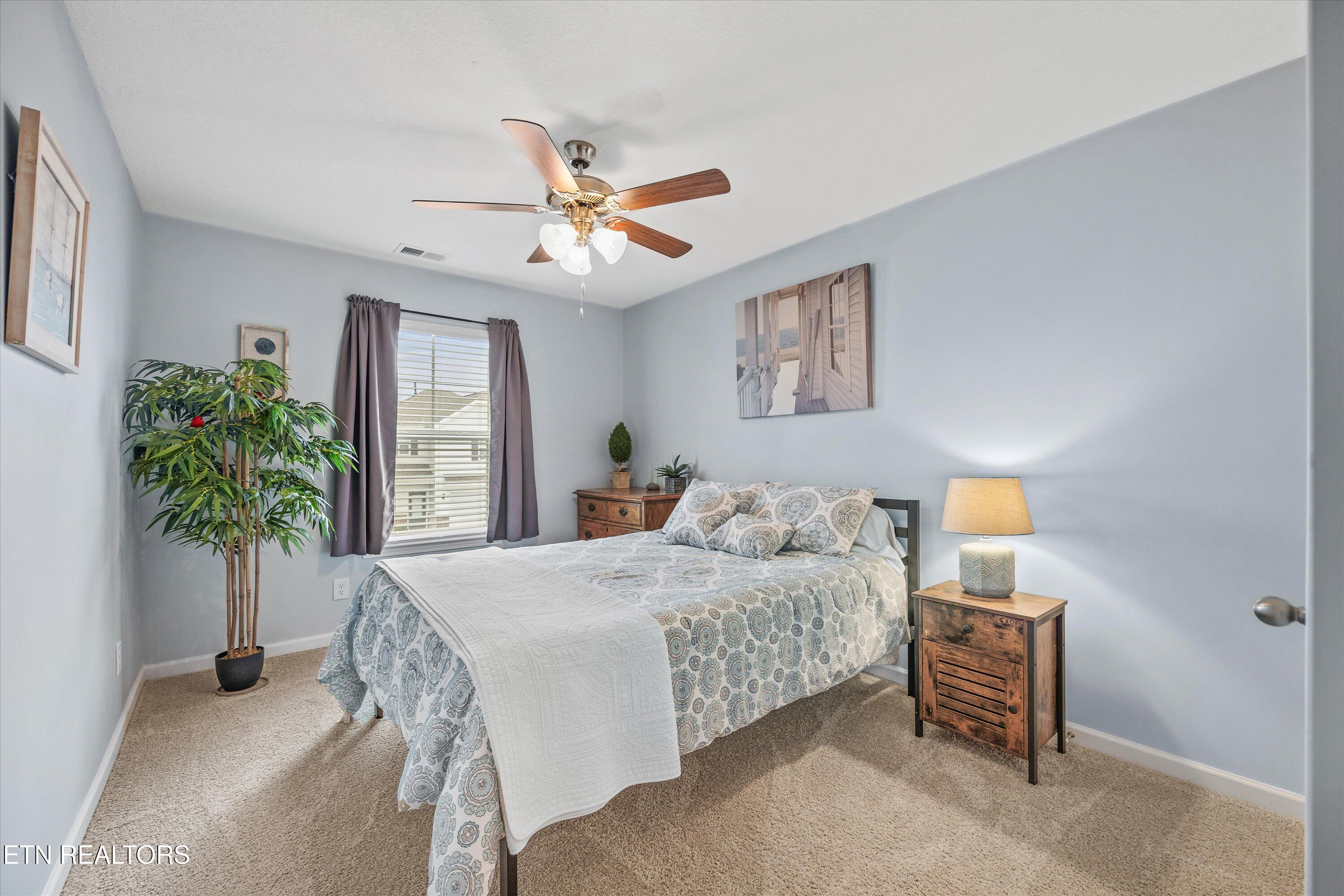 7 Chestnut Court Clinton TN 37716