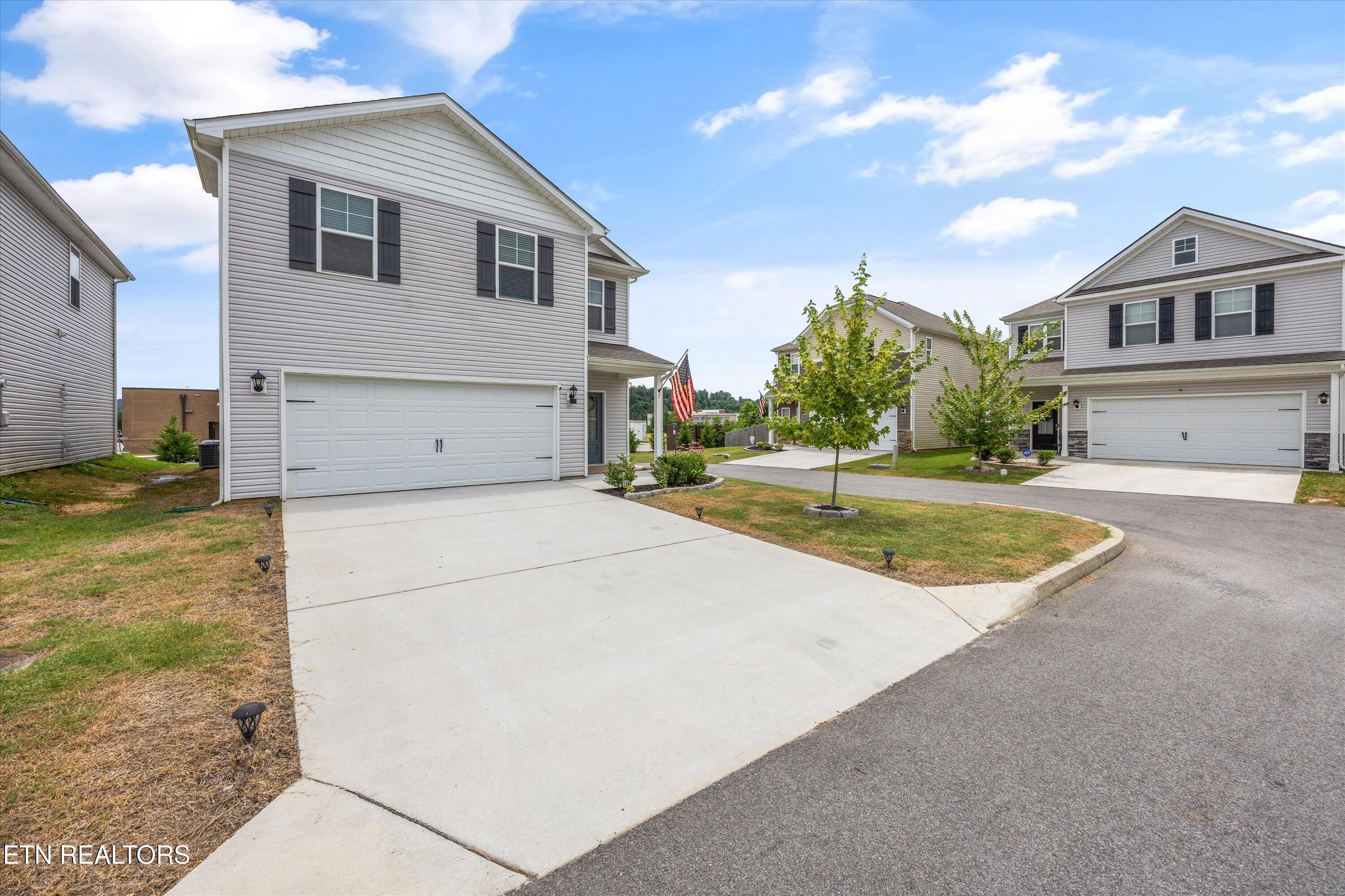 7 Chestnut Court Clinton TN 37716