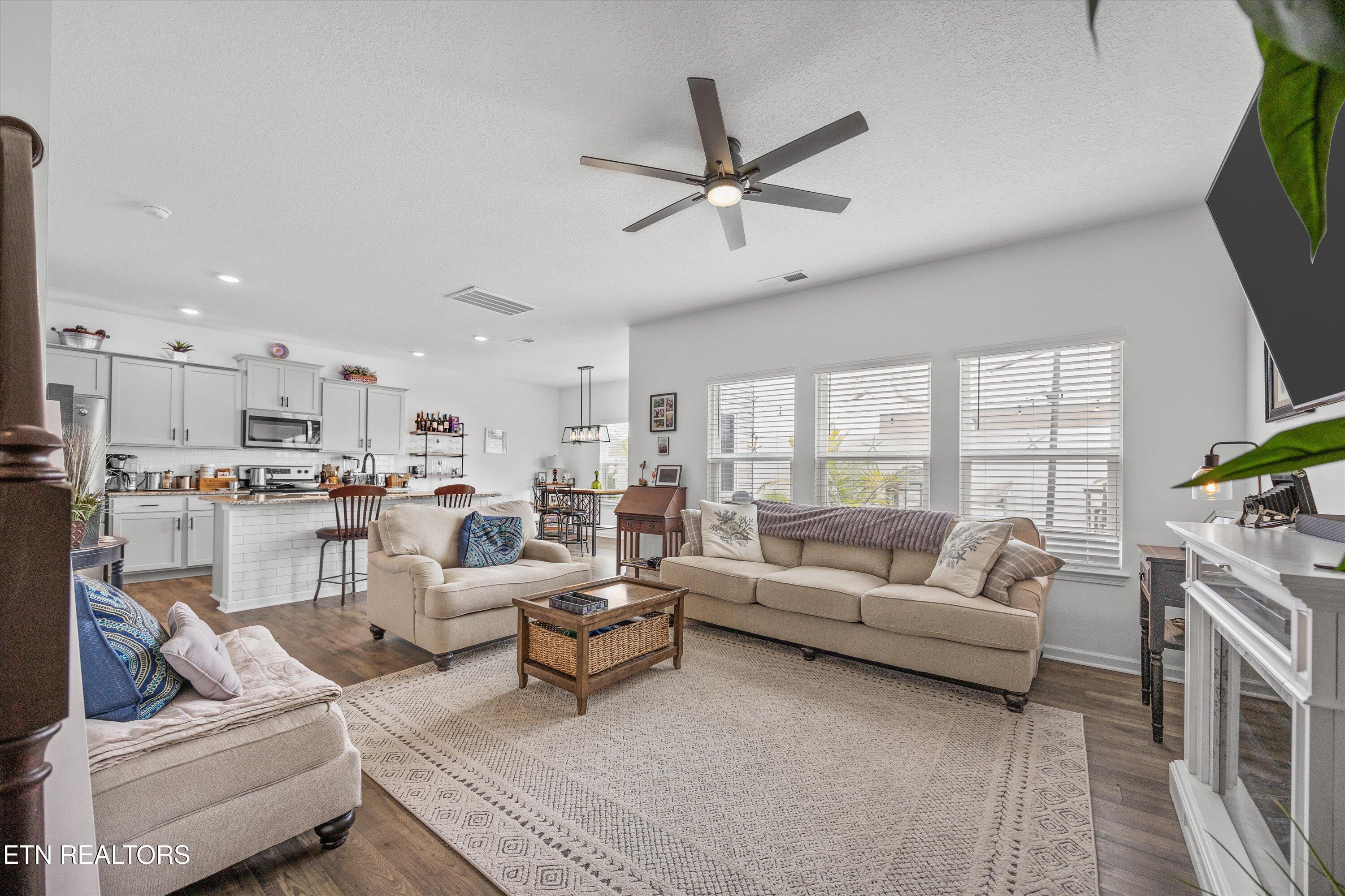 7 Chestnut Court Clinton TN 37716