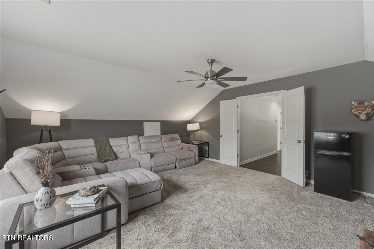 821 Clover Fields Lane Knoxville TN 37932