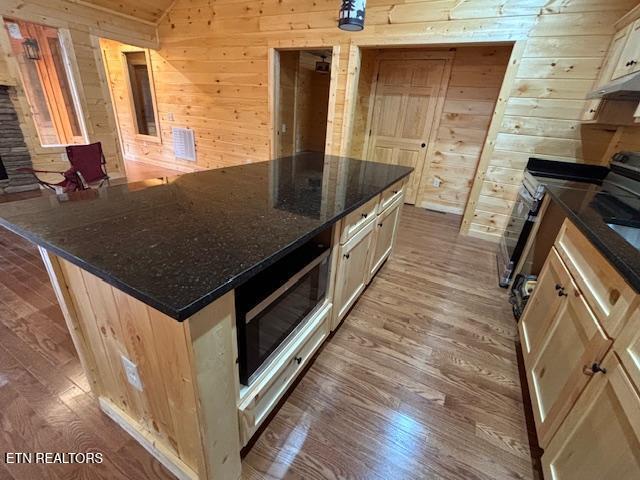 1710 Orchard Dr Drive Sevierville TN 37876
