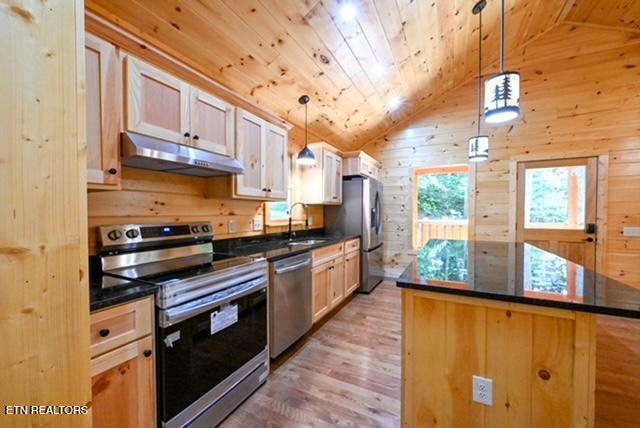 1710 Orchard Dr Drive Sevierville TN 37876