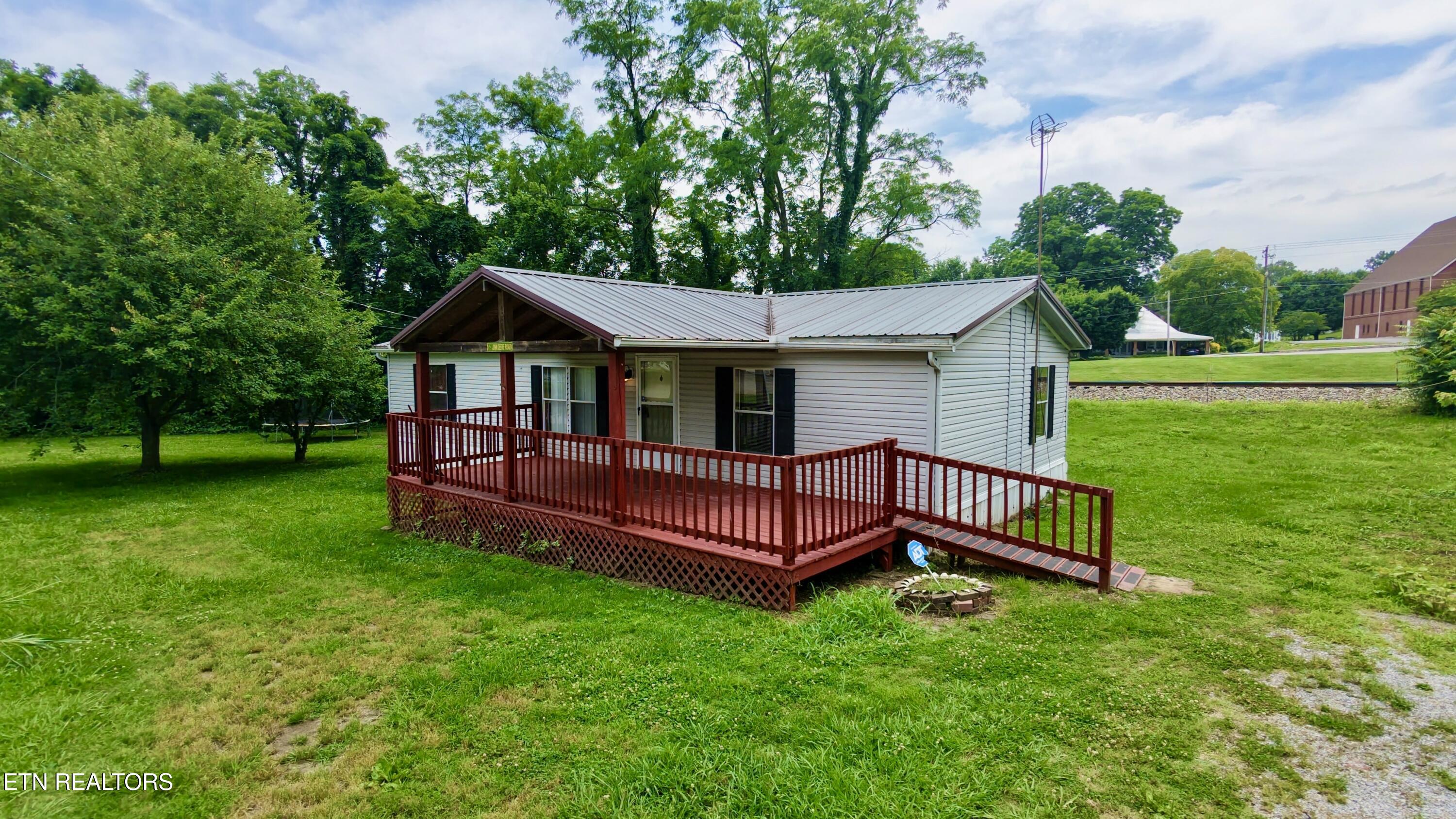 1529 Creamery Street White Pine TN 37890