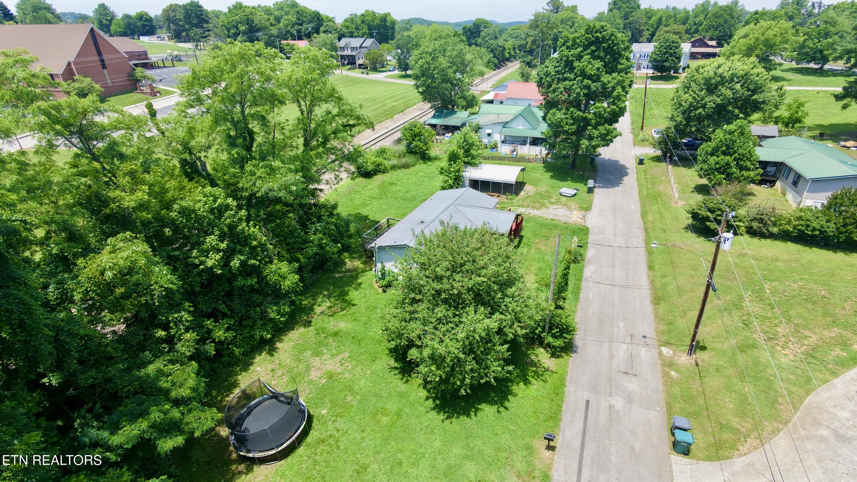 1529 Creamery Street White Pine TN 37890