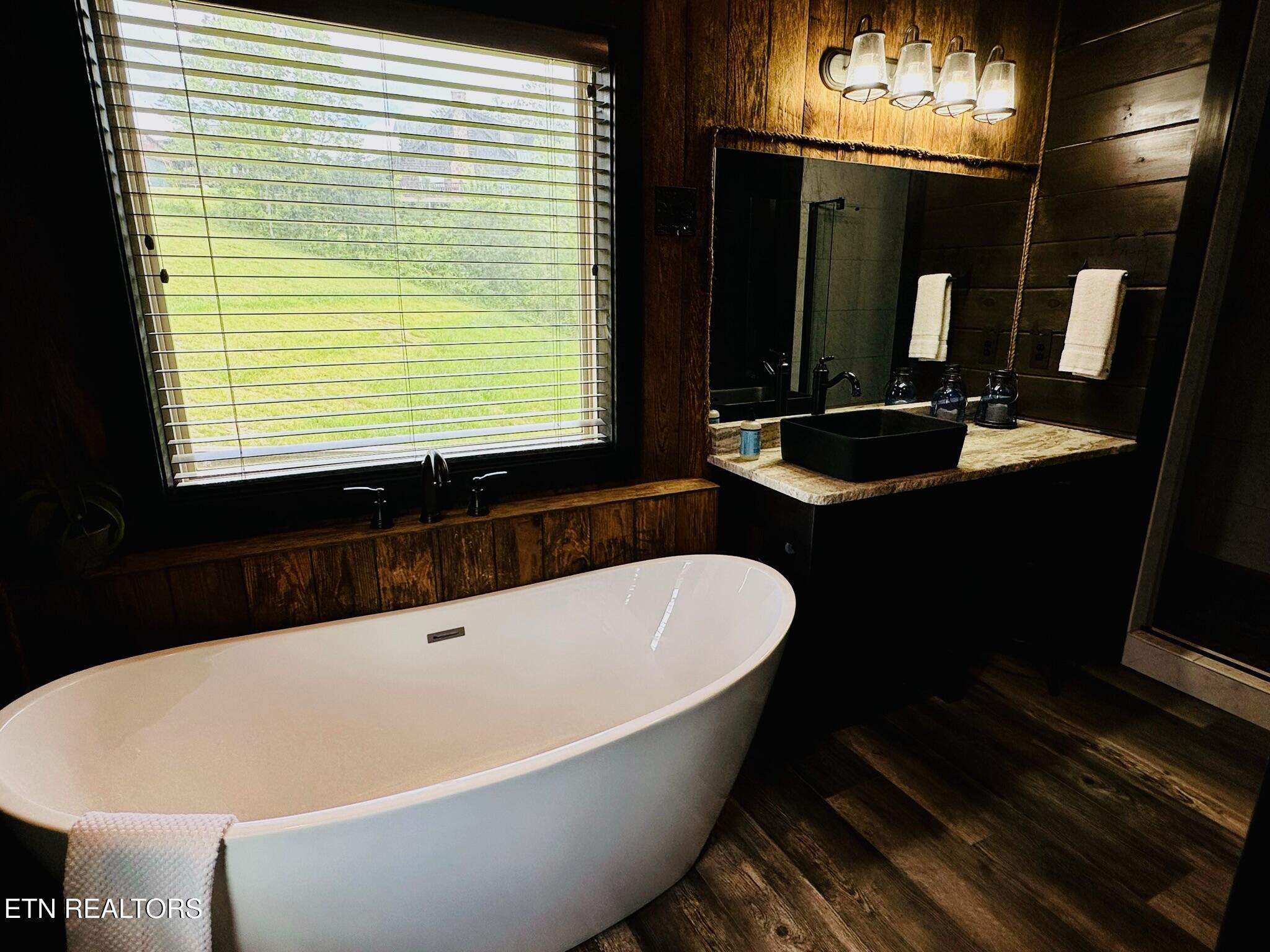330 Oak Lake Drive Sevierville TN 37876
