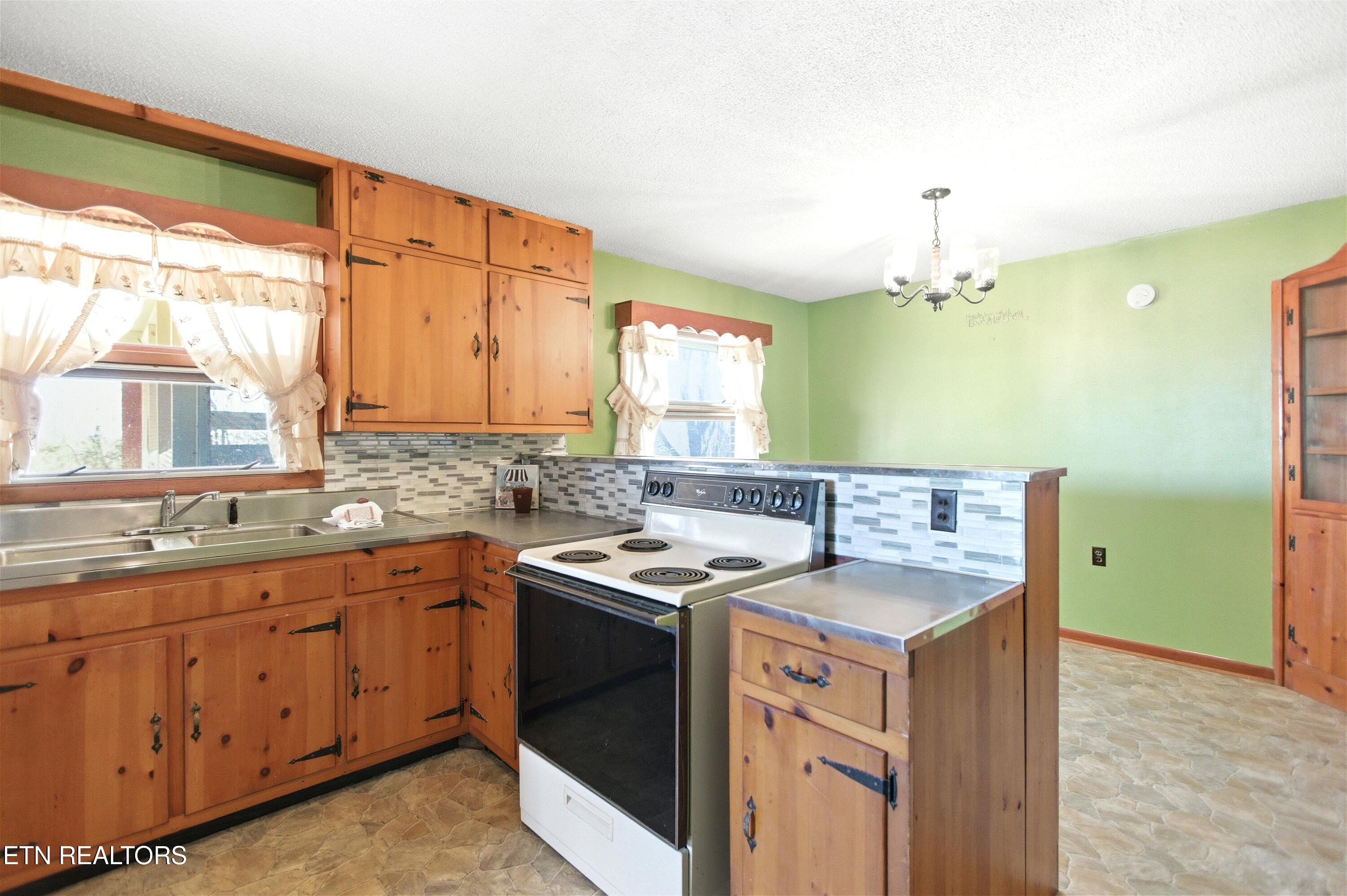 3236 Niles Ferry Road Vonore TN 37885