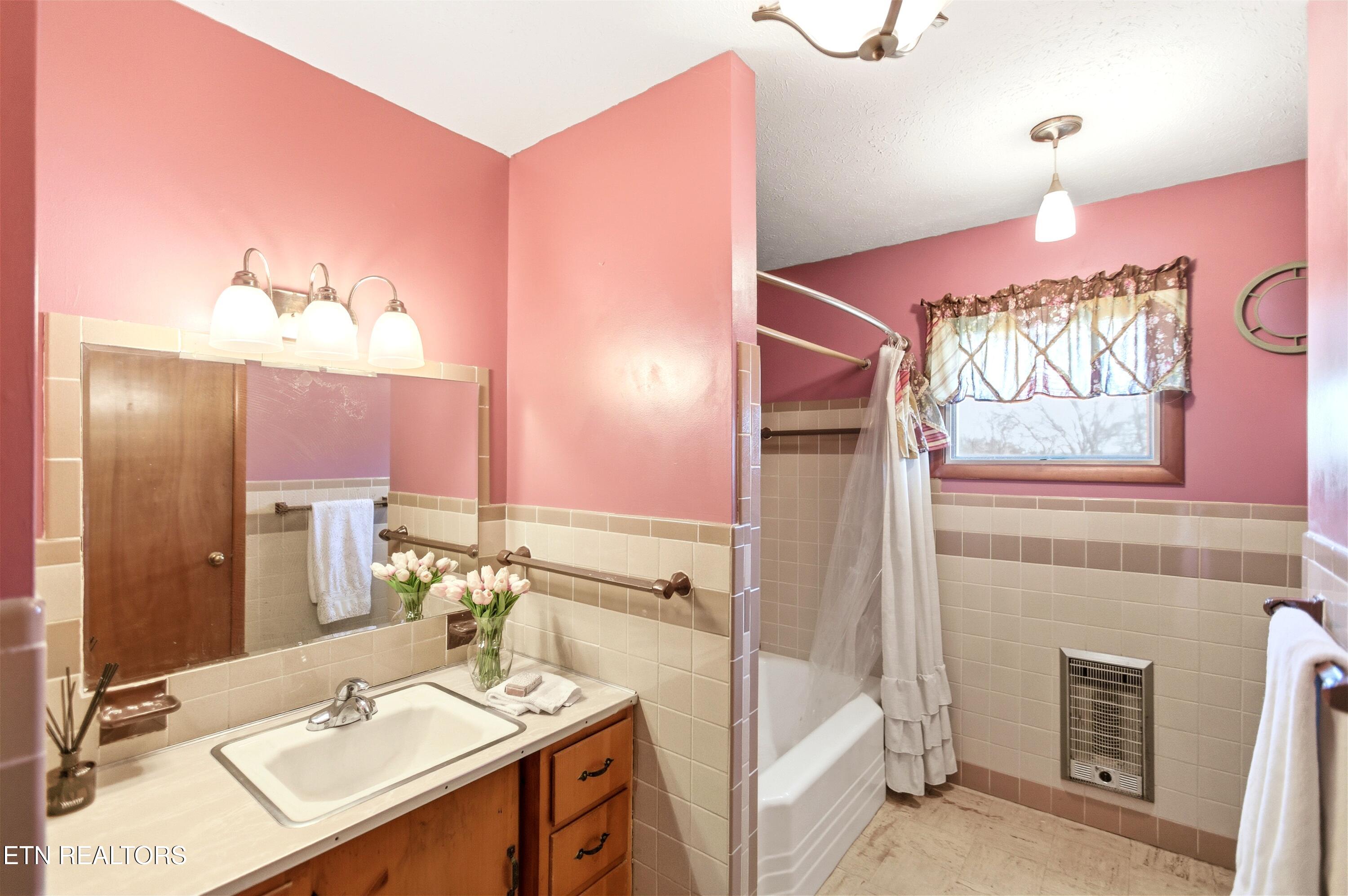3236 Niles Ferry Road Vonore TN 37885