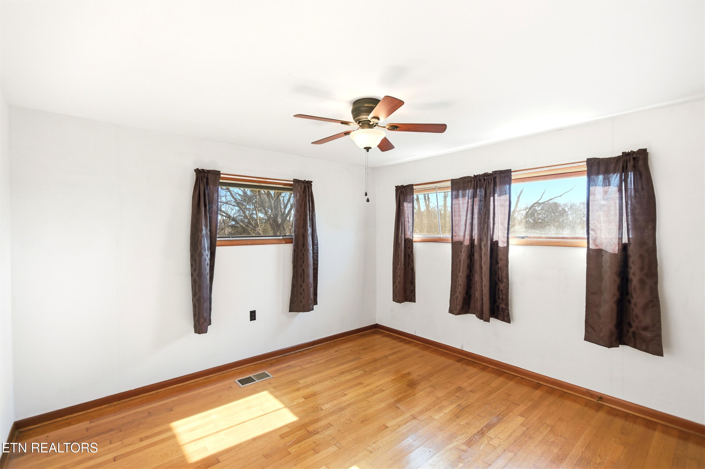 3236 Niles Ferry Road Vonore TN 37885