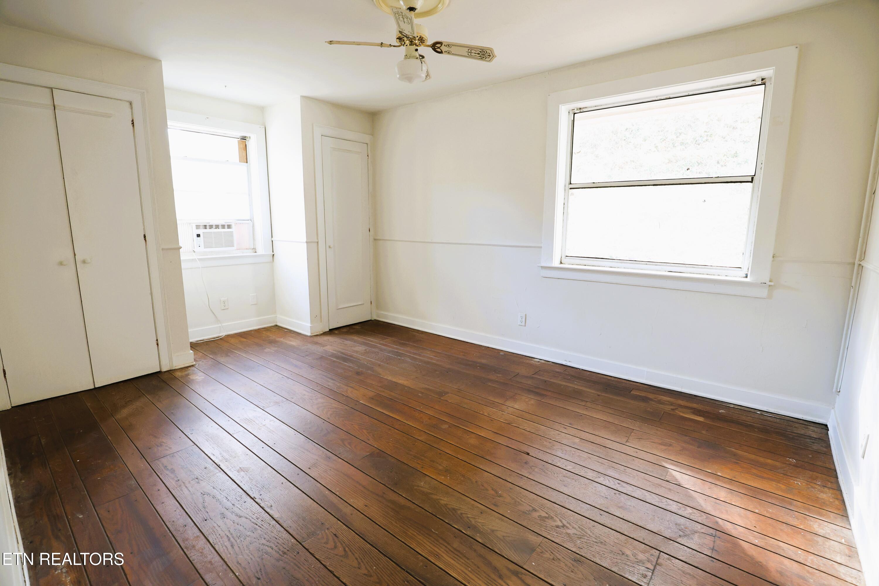 2353 Quiet Side Lane Knoxville TN 37920