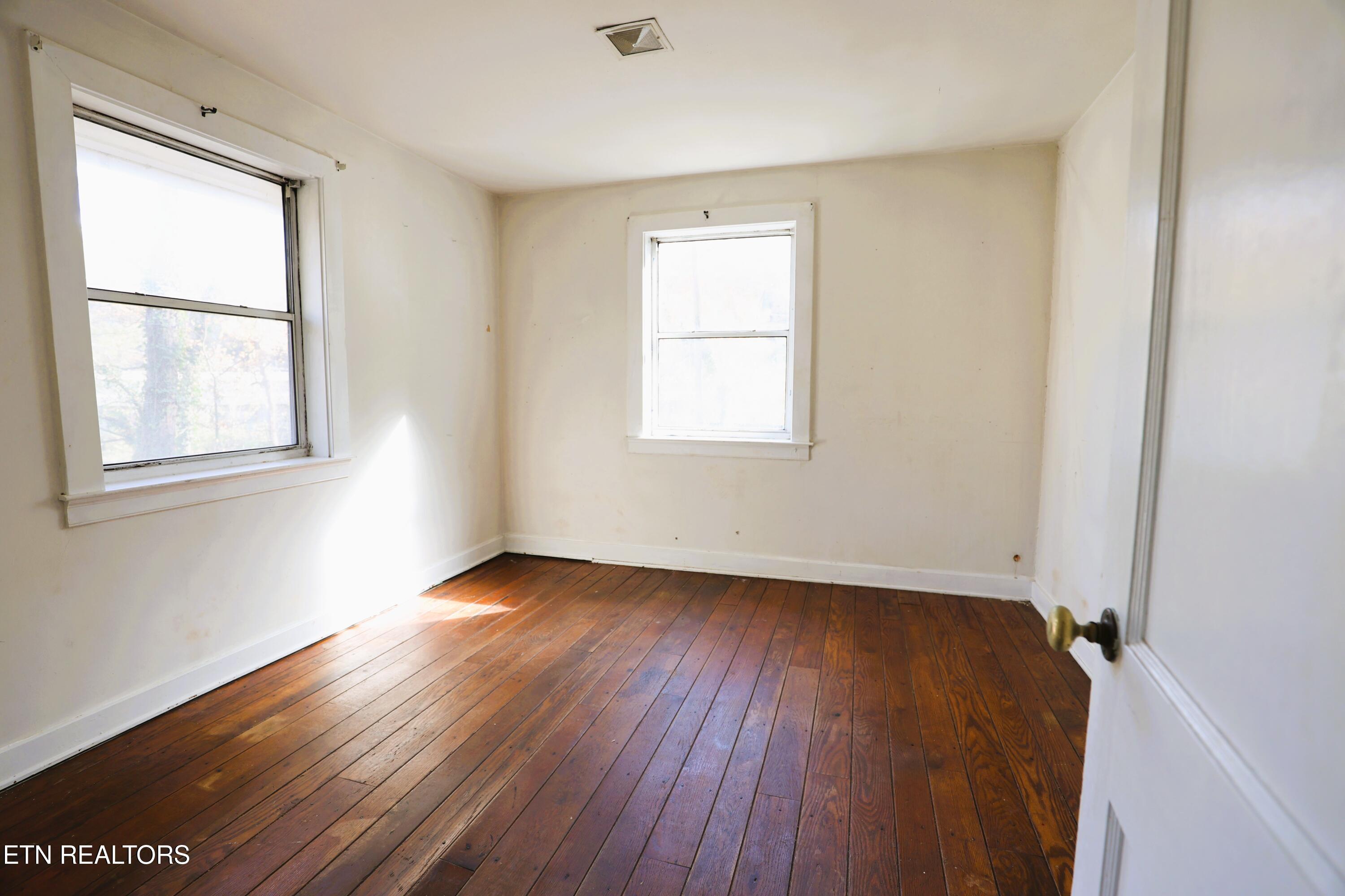 2353 Quiet Side Lane Knoxville TN 37920