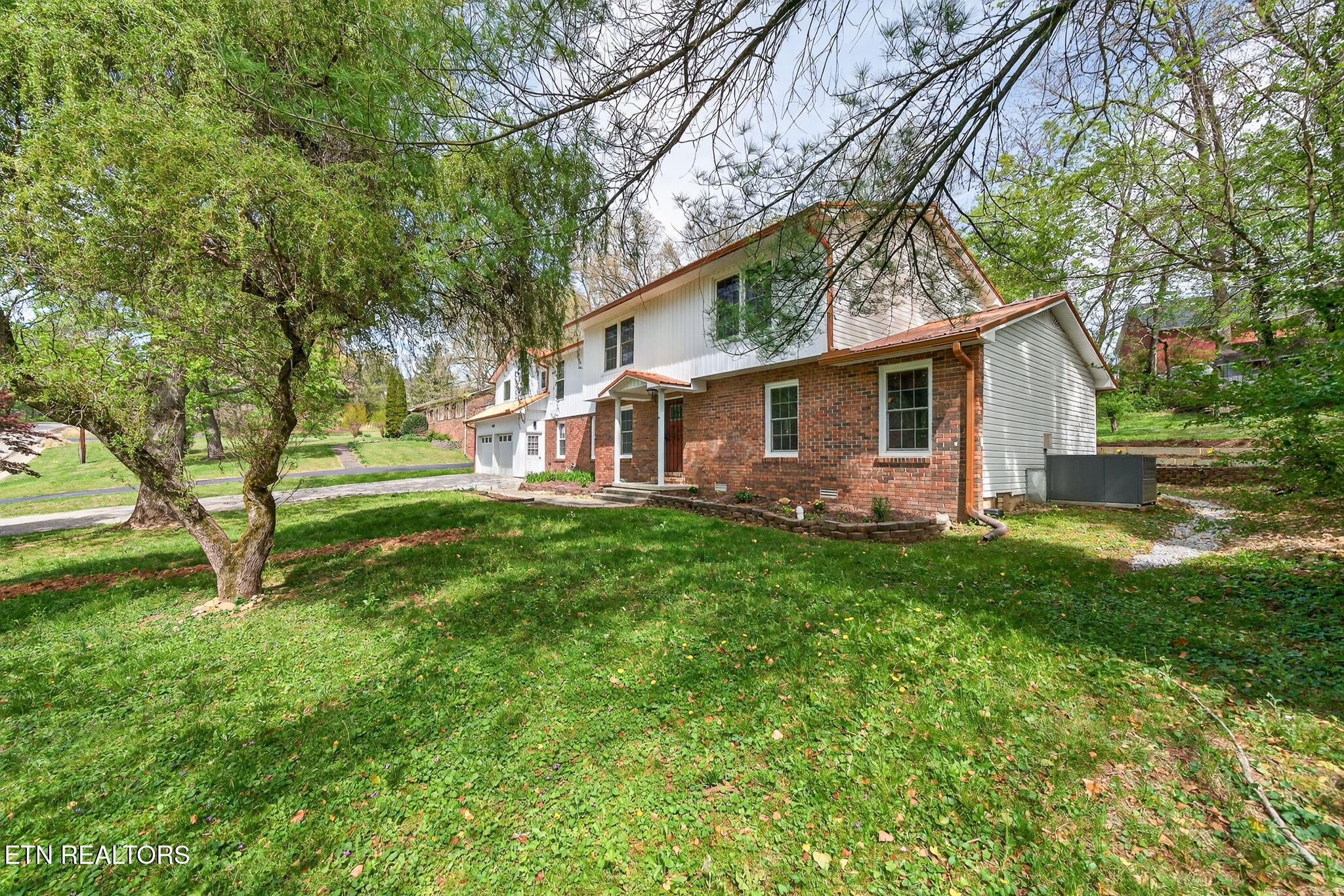 1360 Charles Street Cookeville TN 38506