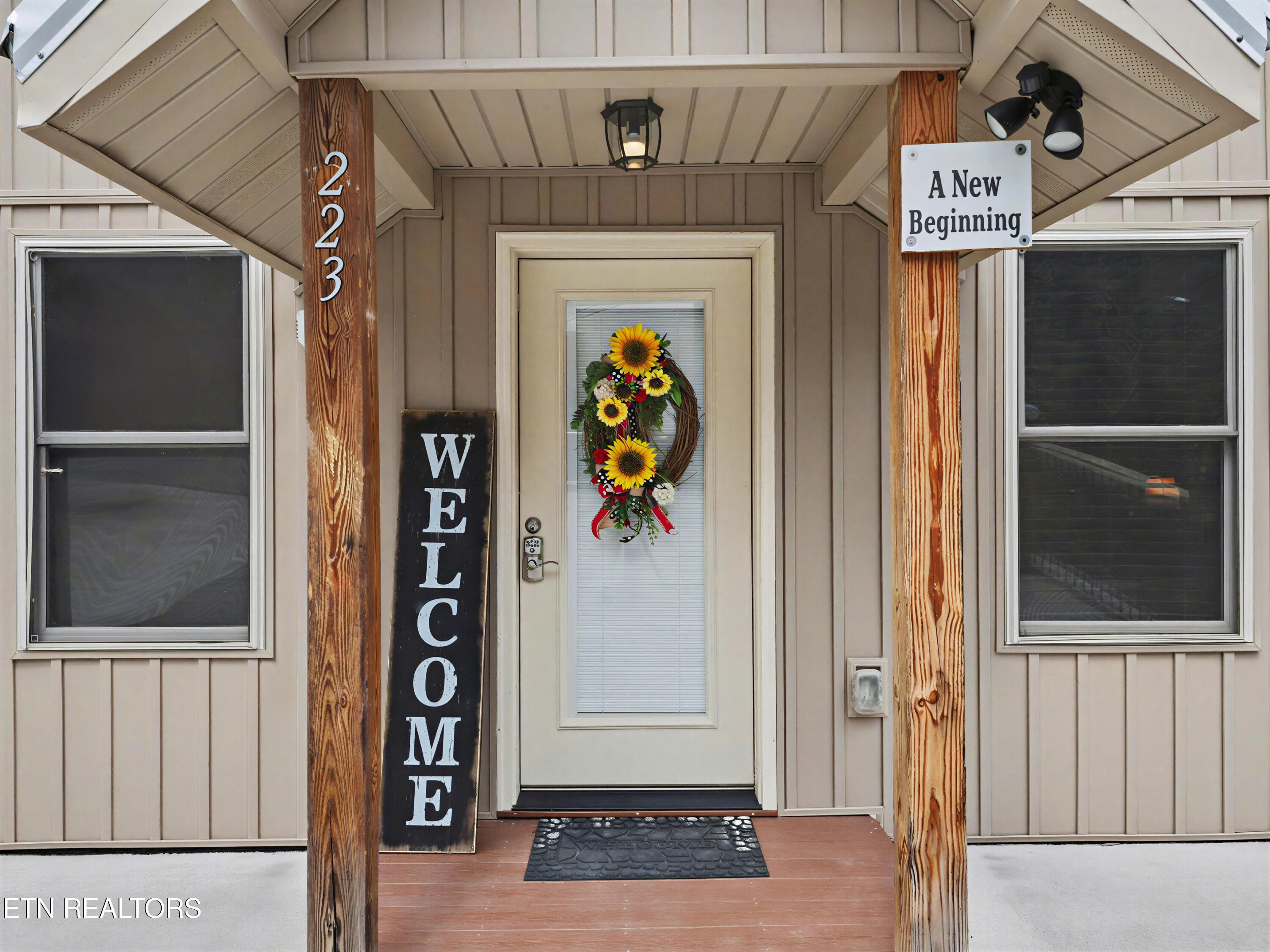 223 Chimney Tops Way Gatlinburg TN 37738