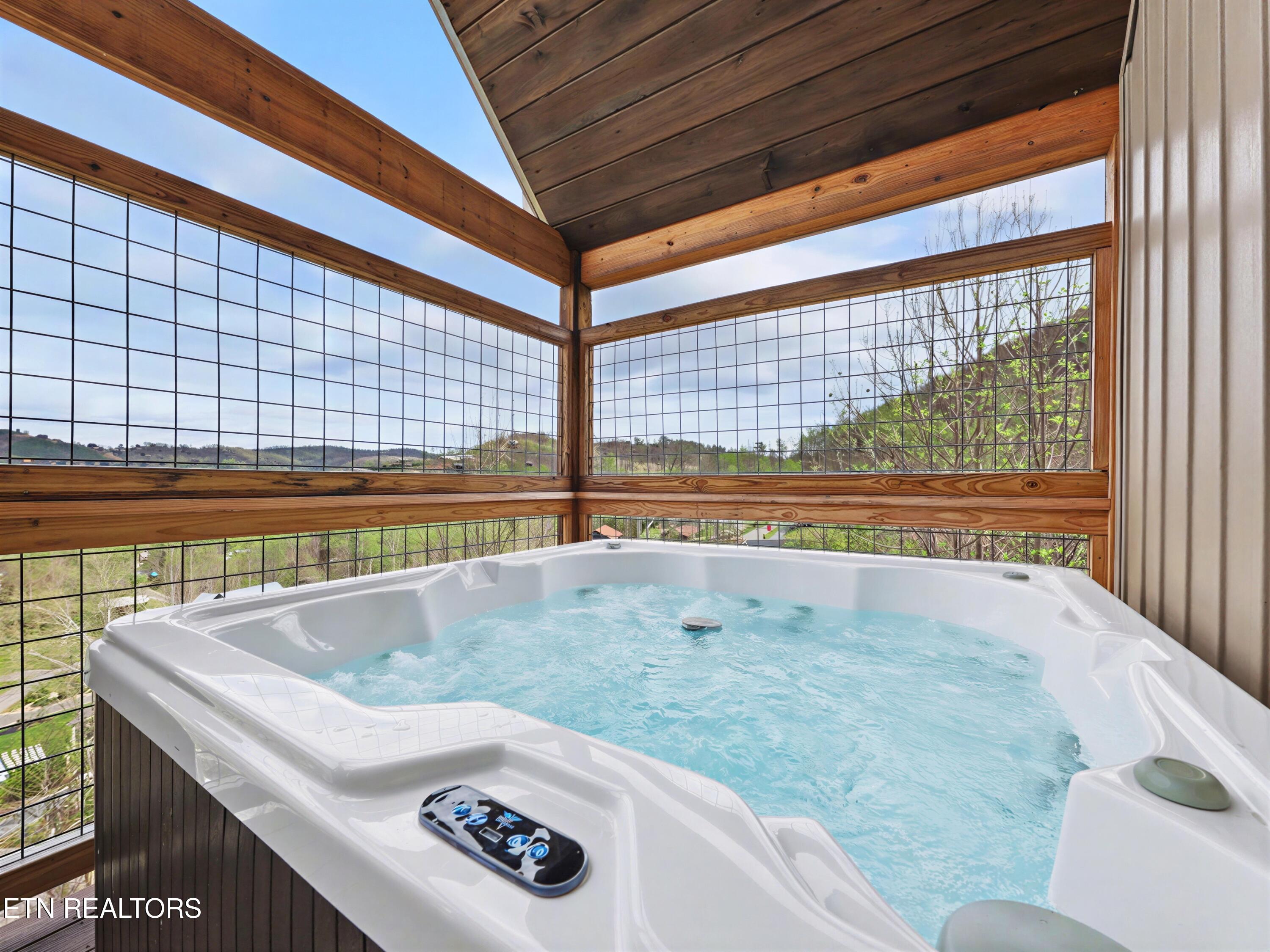 223 Chimney Tops Way Gatlinburg TN 37738