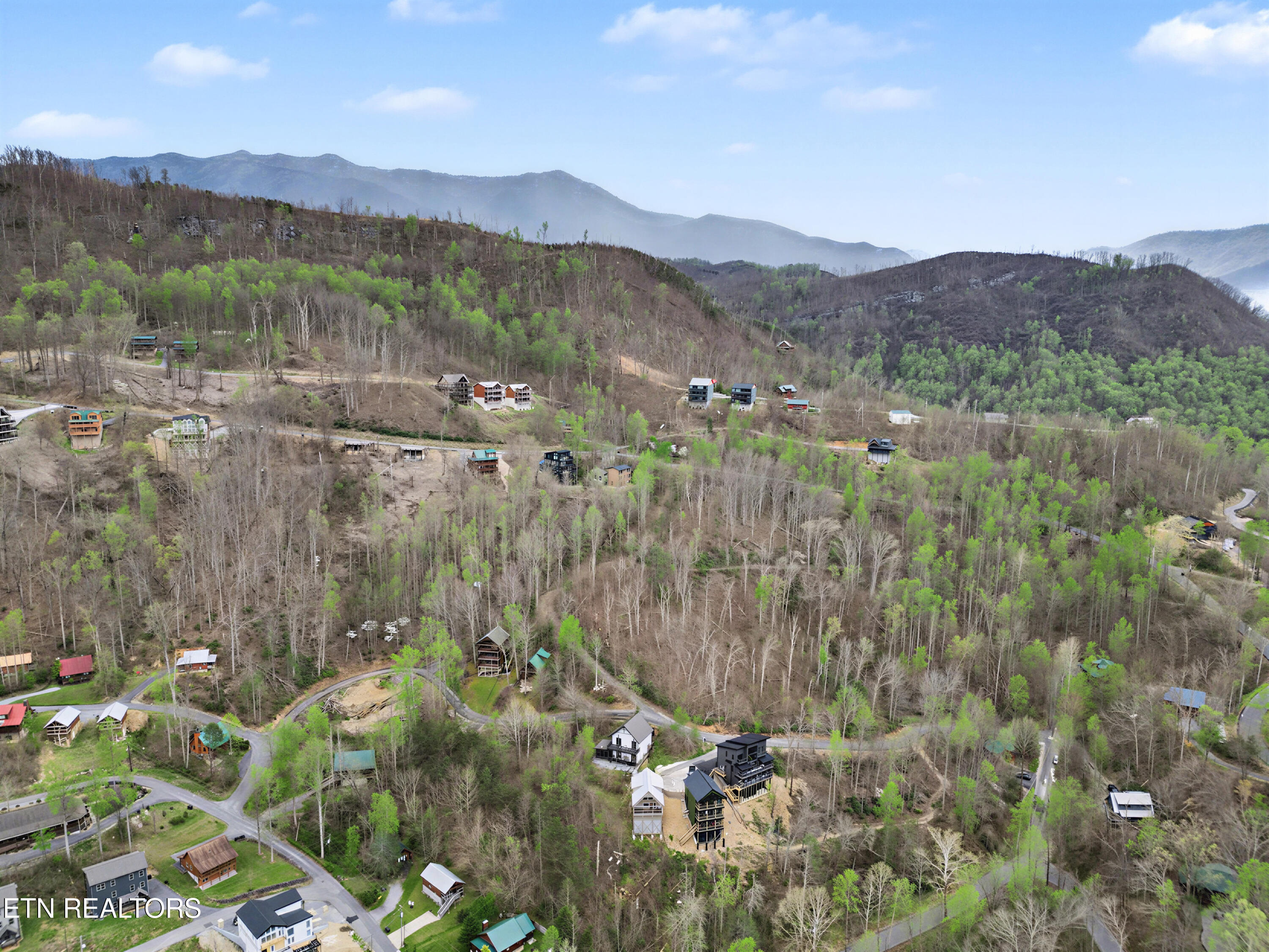 223 Chimney Tops Way Gatlinburg TN 37738