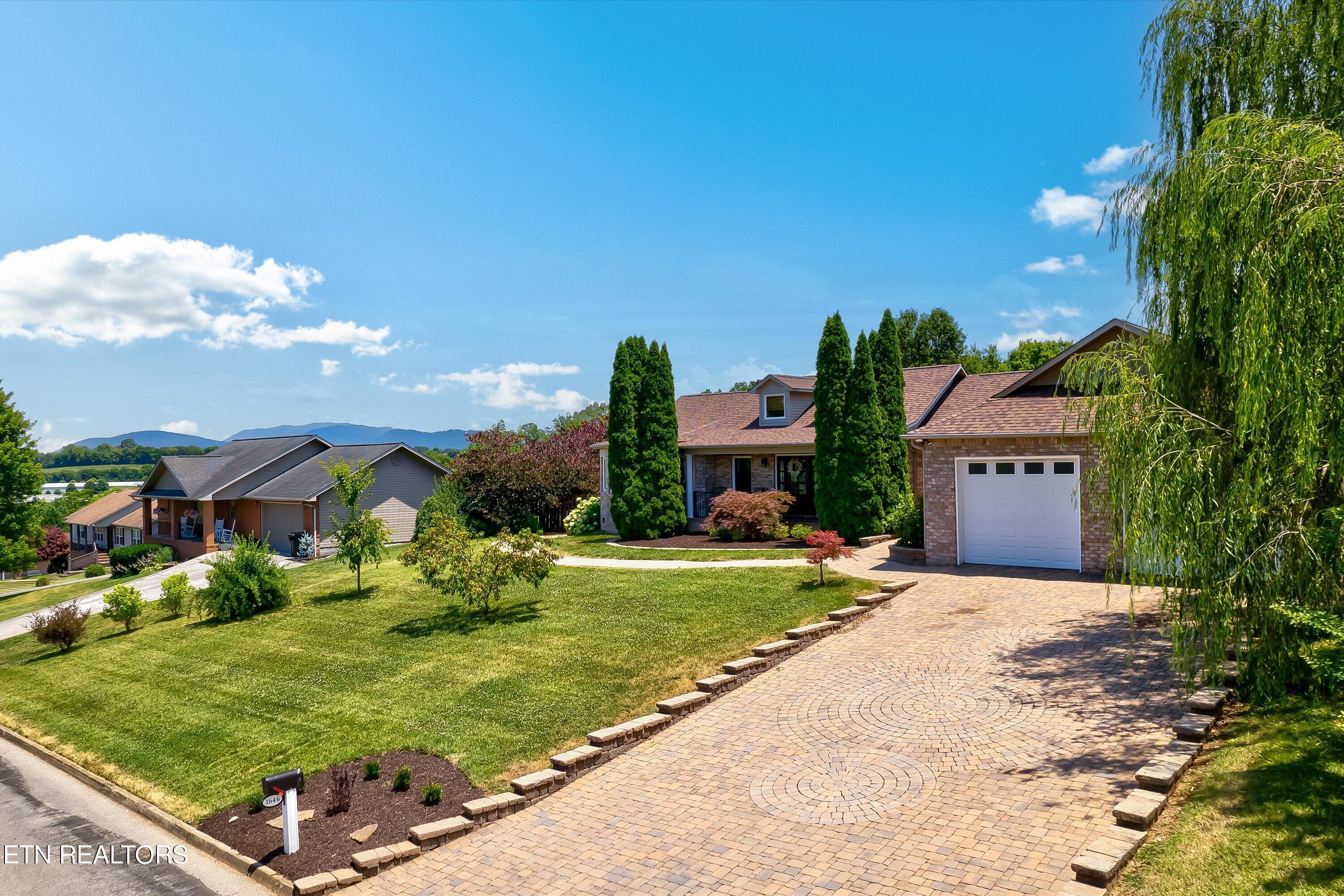 1646 Jasmine Trail Sevierville TN 37862