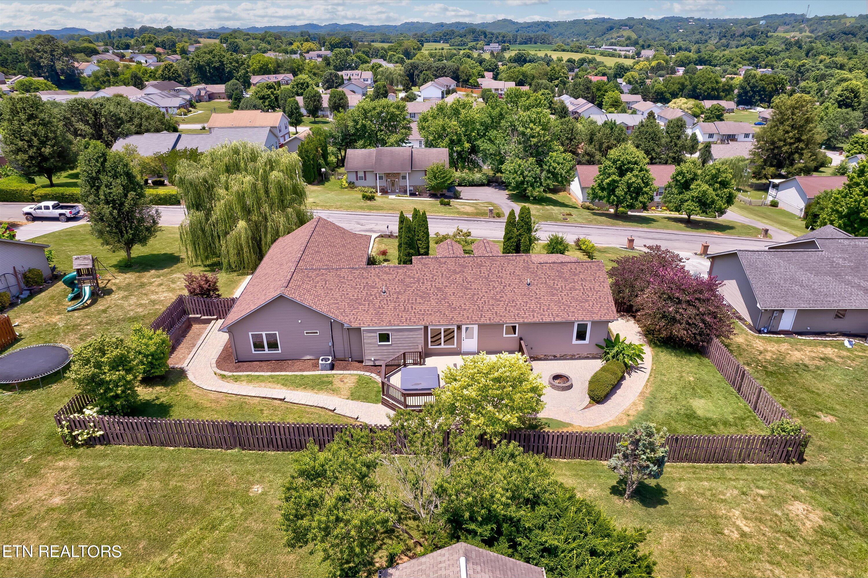 1646 Jasmine Trail Sevierville TN 37862