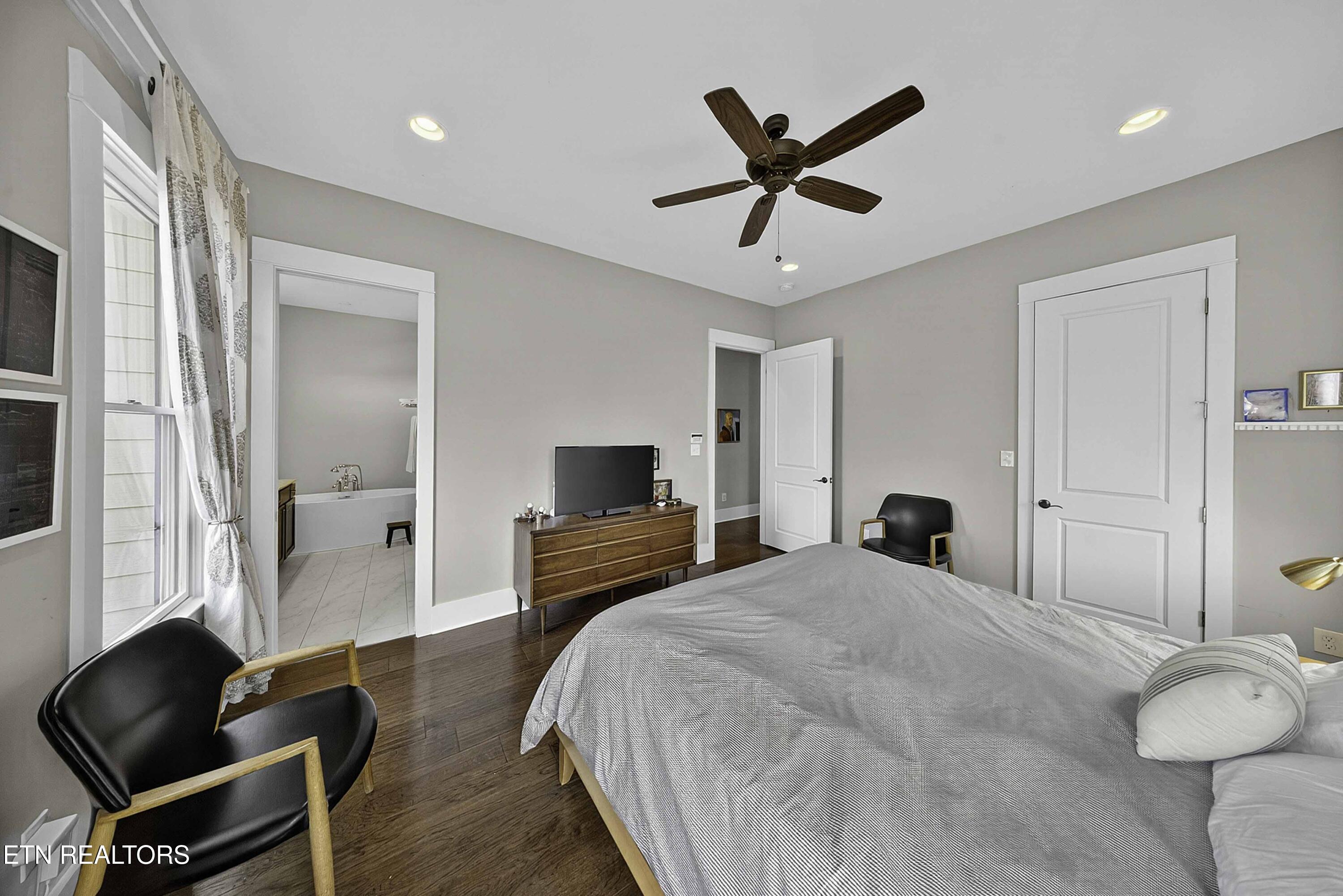 9757 Clingmans Dome Drive Knoxville TN 37922