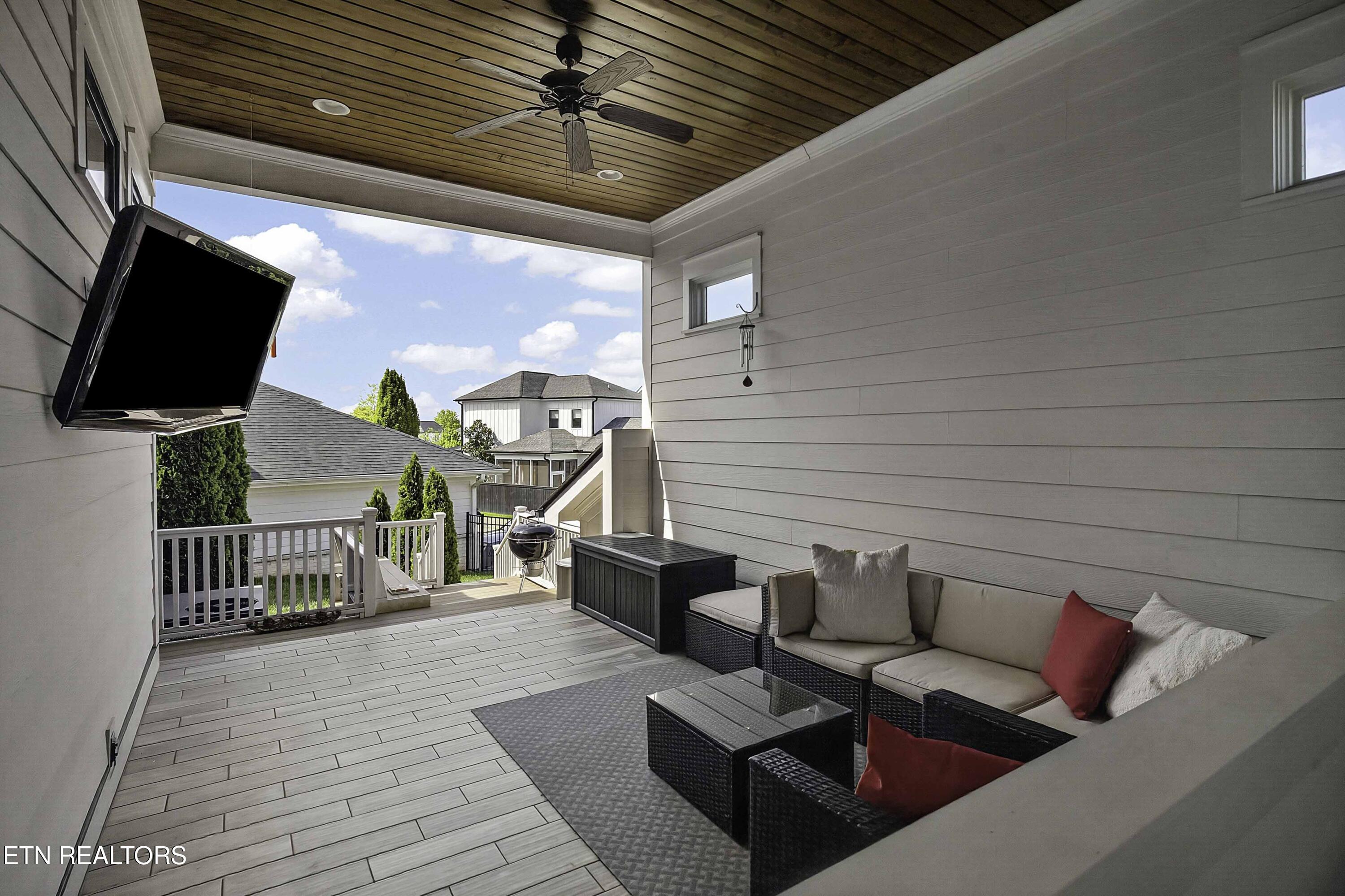 9757 Clingmans Dome Drive Knoxville TN 37922