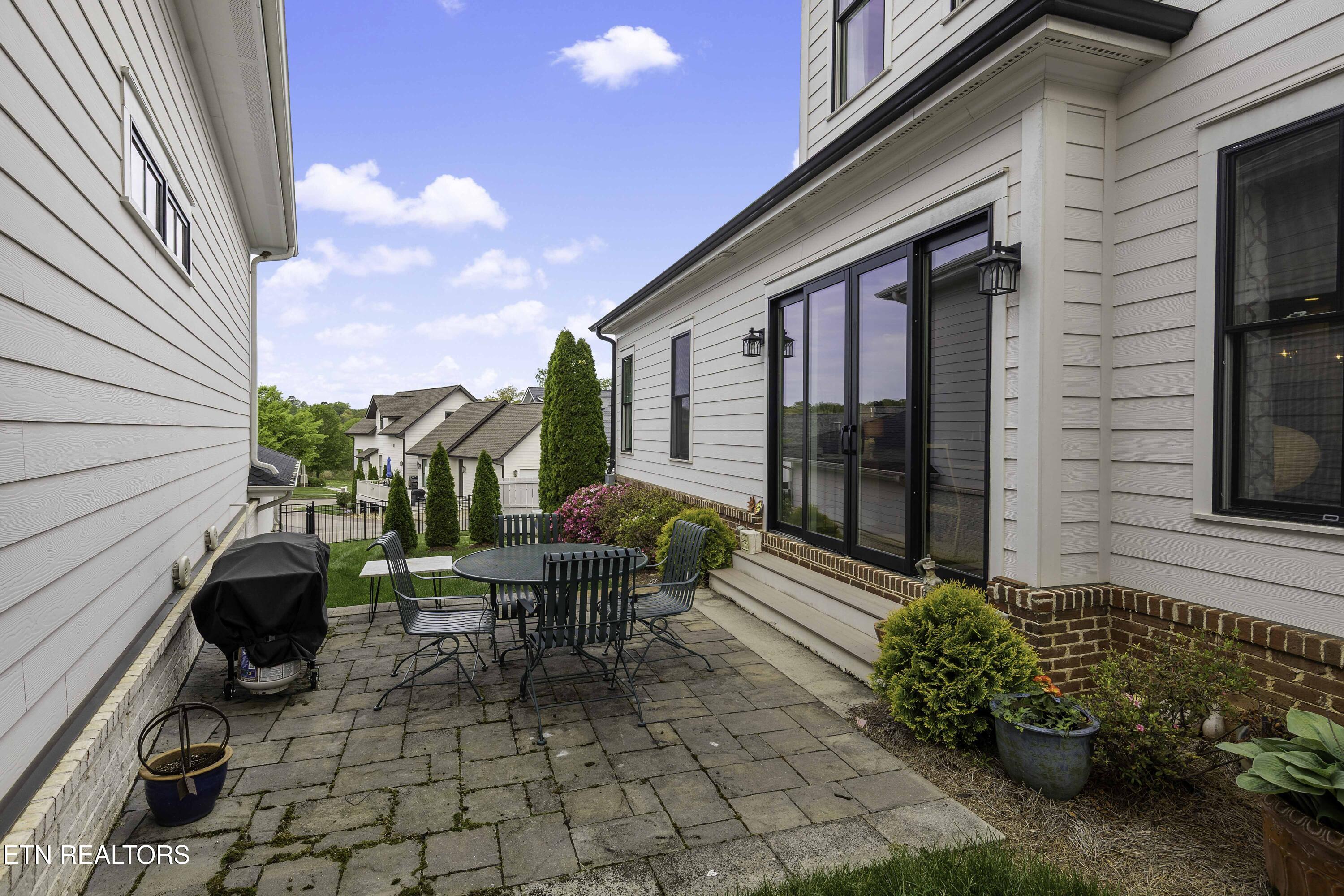 9757 Clingmans Dome Drive Knoxville TN 37922