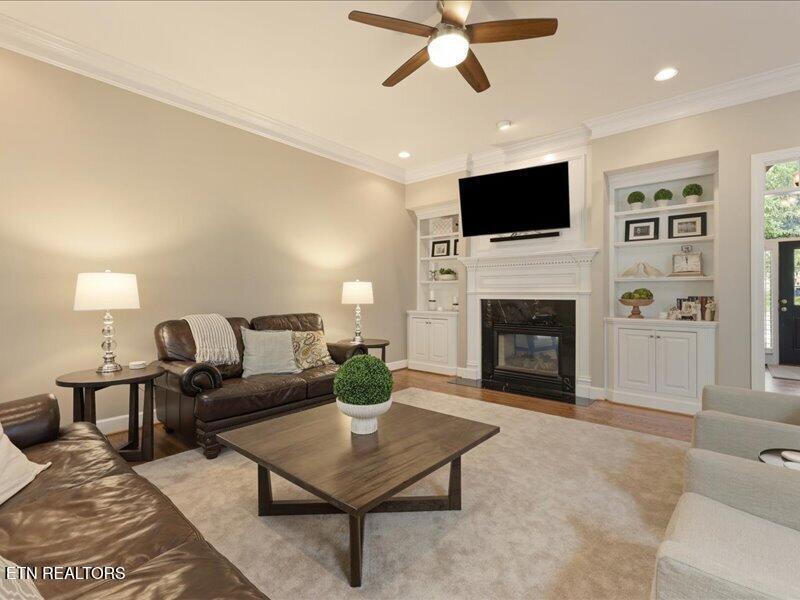9114 Hailes Abbey Lane Knoxville TN 37922