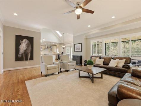 9114 Hailes Abbey Lane Knoxville TN 37922