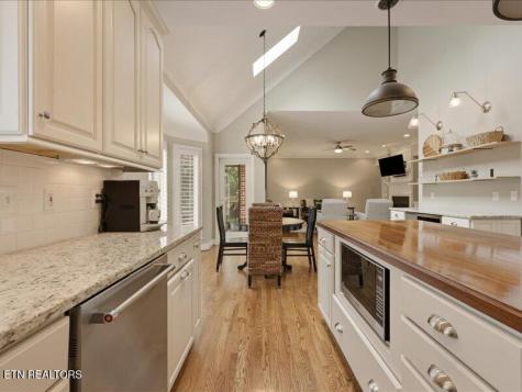 9114 Hailes Abbey Lane Knoxville TN 37922