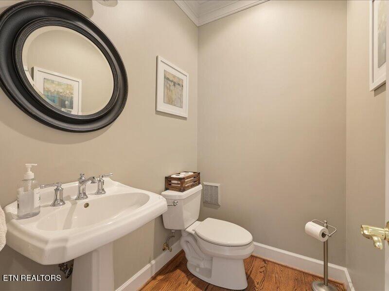 9114 Hailes Abbey Lane Knoxville TN 37922