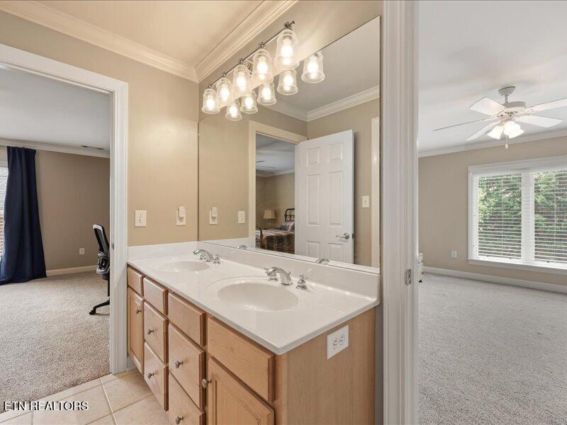 9114 Hailes Abbey Lane Knoxville TN 37922