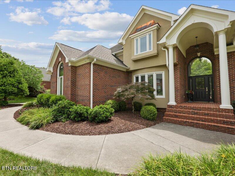 9114 Hailes Abbey Lane Knoxville TN 37922