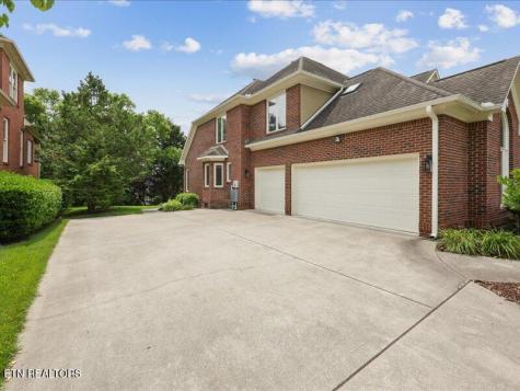 9114 Hailes Abbey Lane Knoxville TN 37922