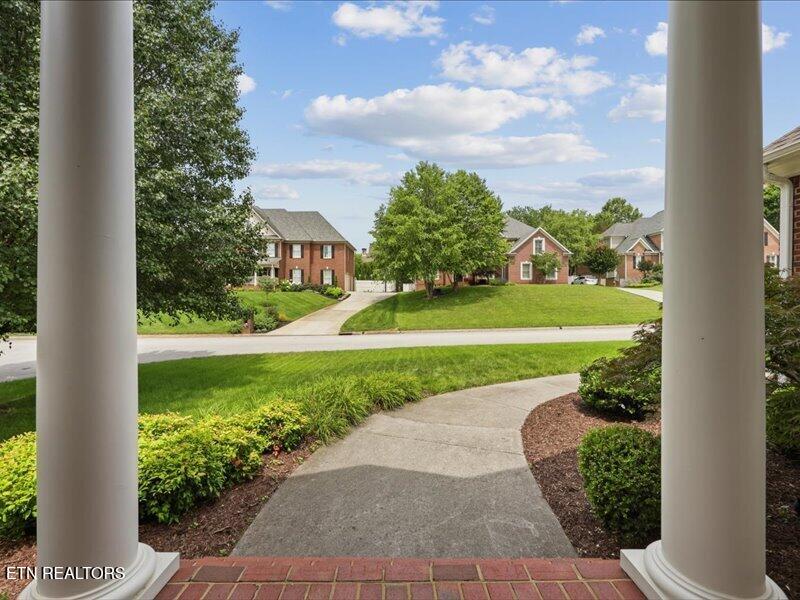 9114 Hailes Abbey Lane Knoxville TN 37922