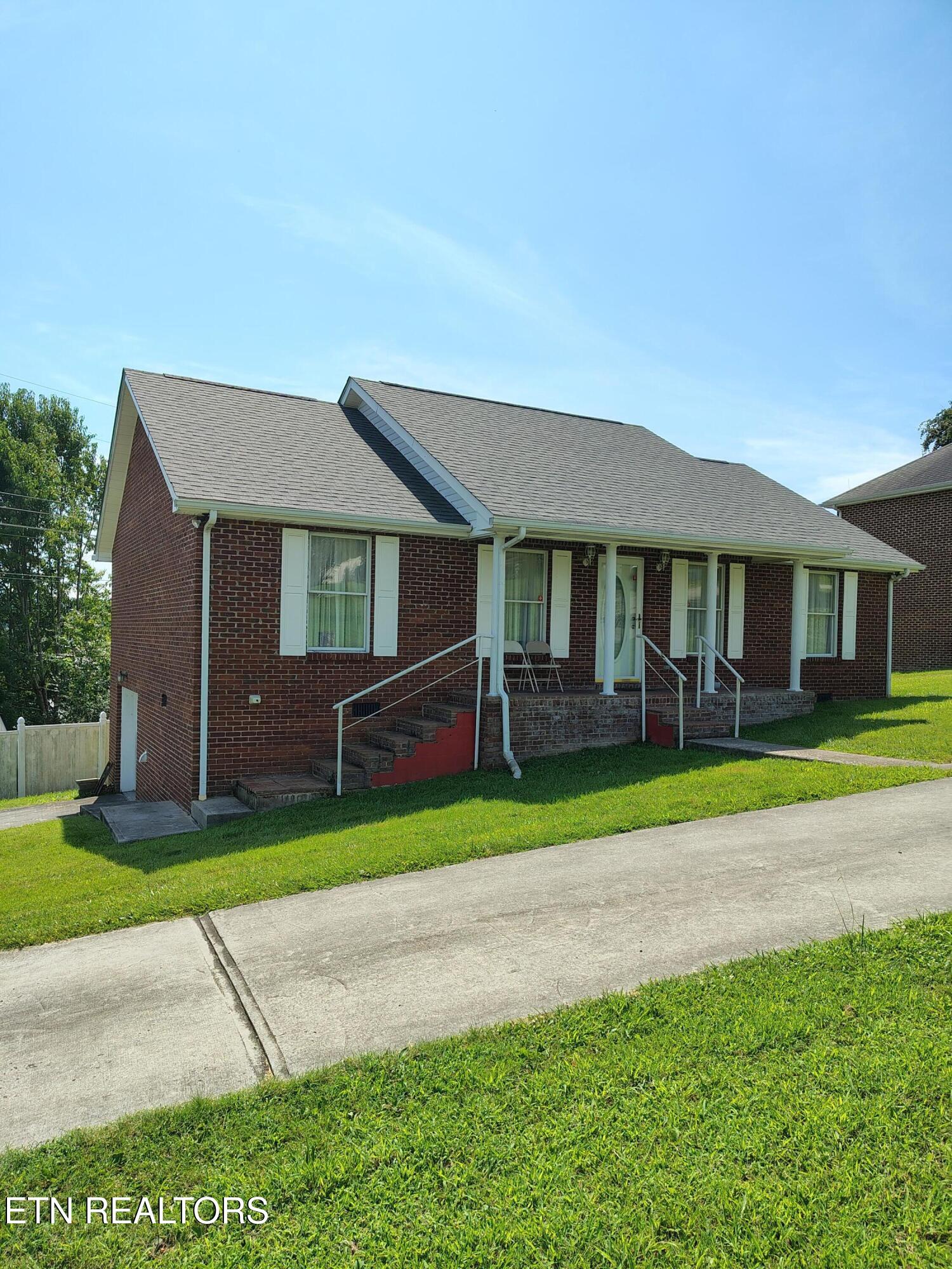 525 Fan Street Tazewell TN 37879