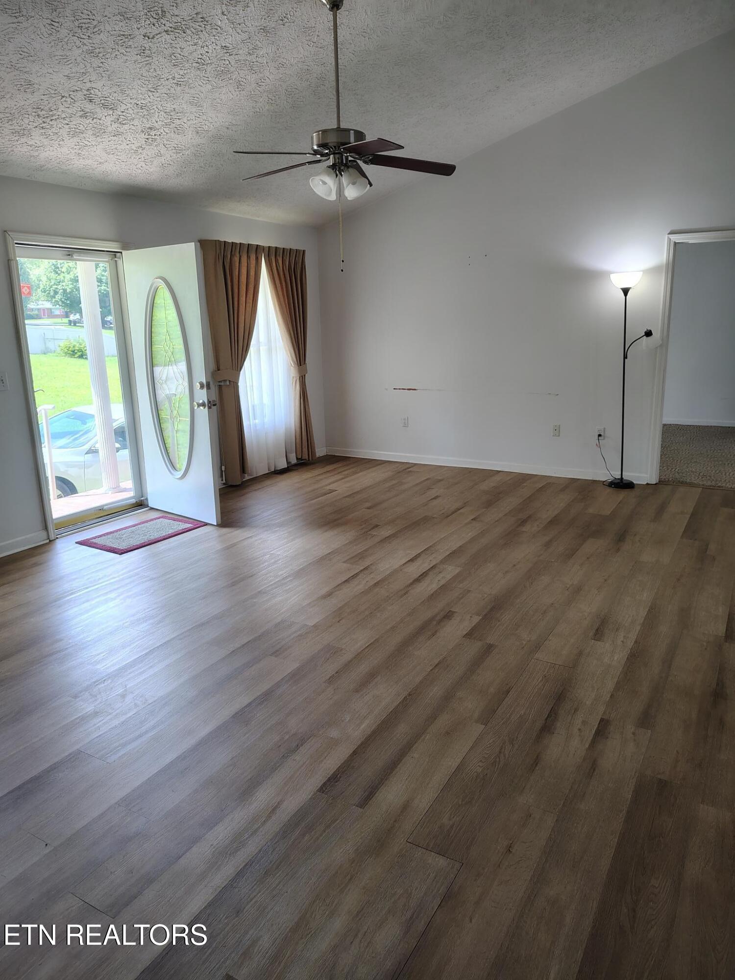 525 Fan Street Tazewell TN 37879